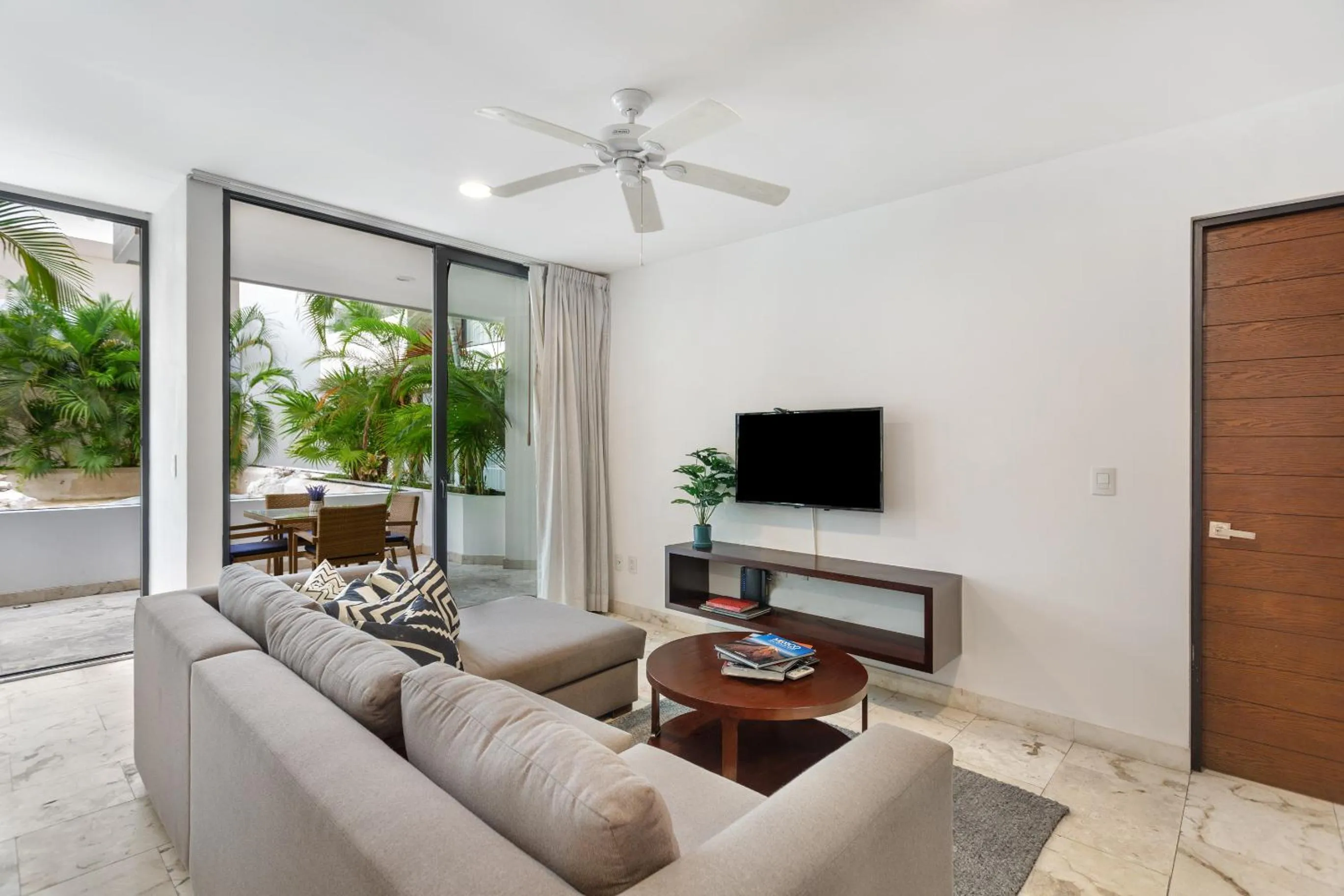 Seating Area in Anah Luxury Condos