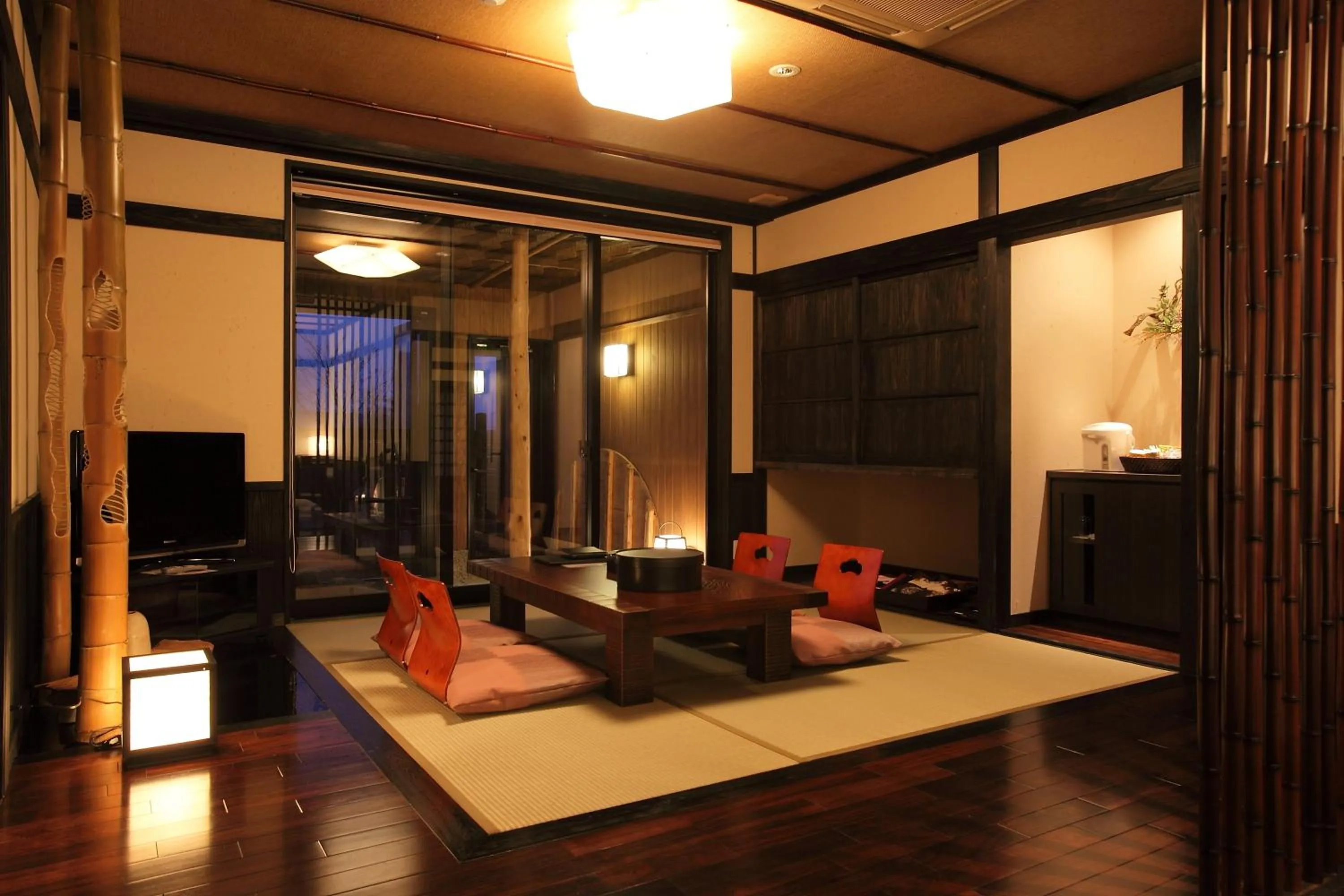 Seating area in Bettei Soan