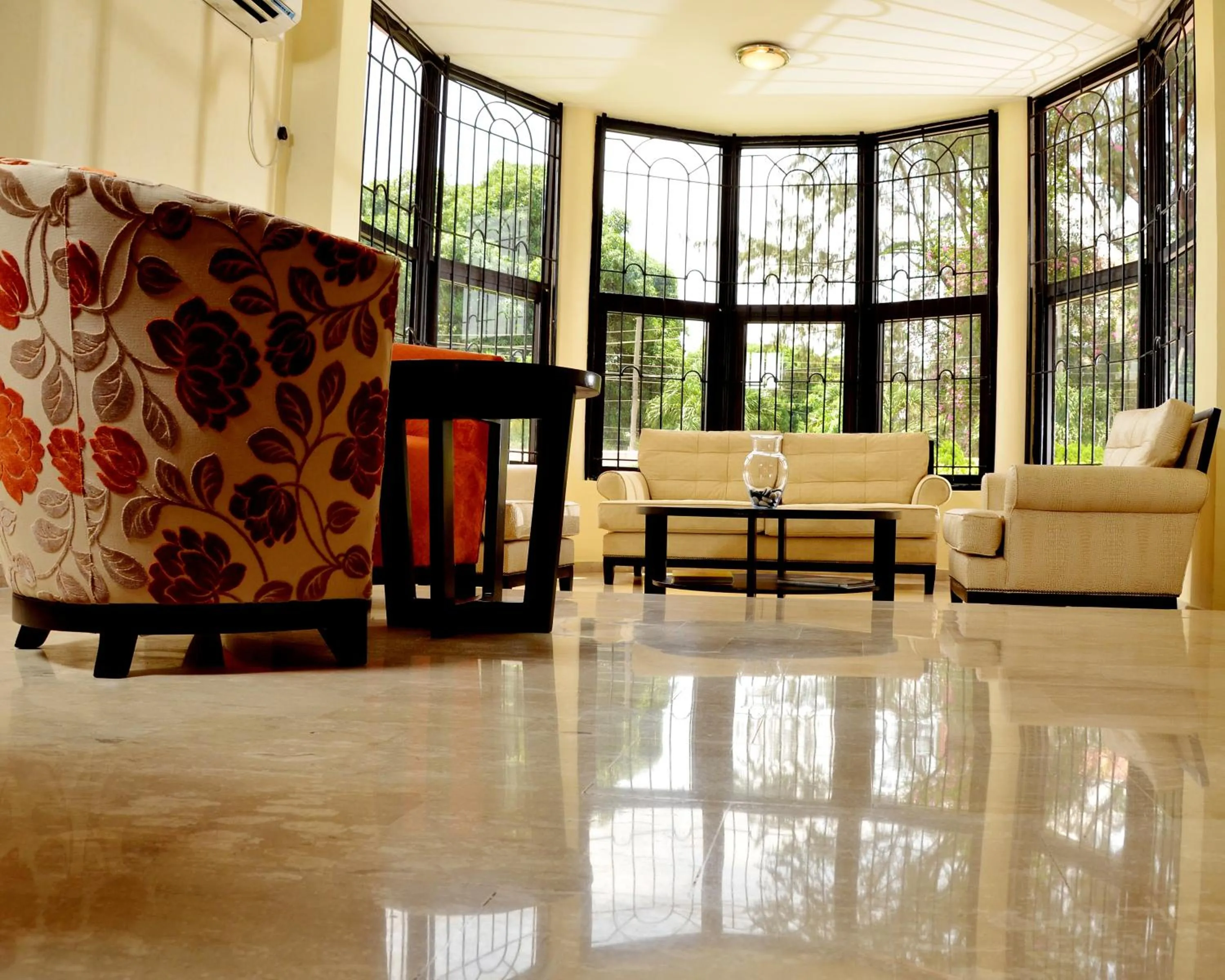 Communal lounge/ TV room in The Guest House