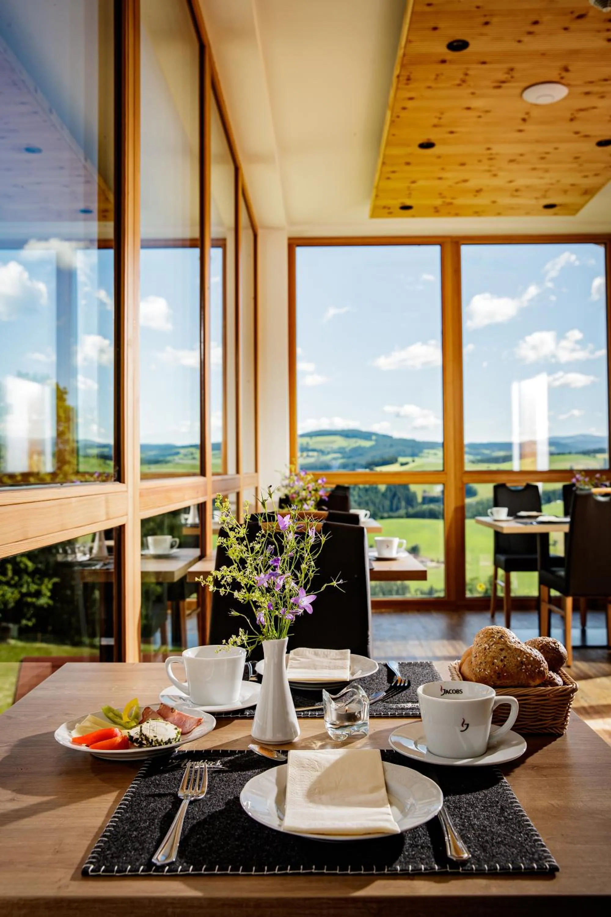 Food and drinks in Der Almblick