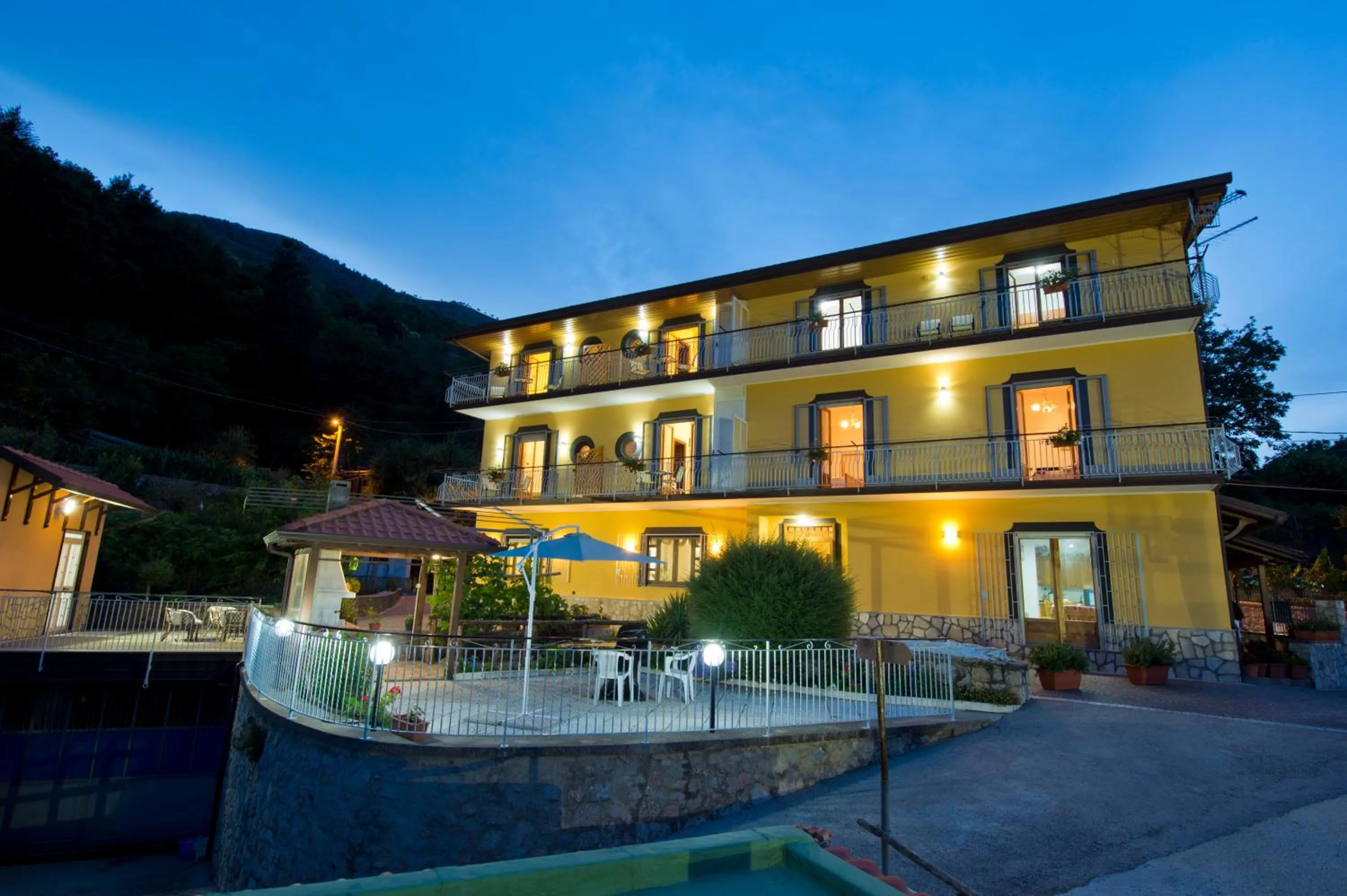 Property building in Mamaral