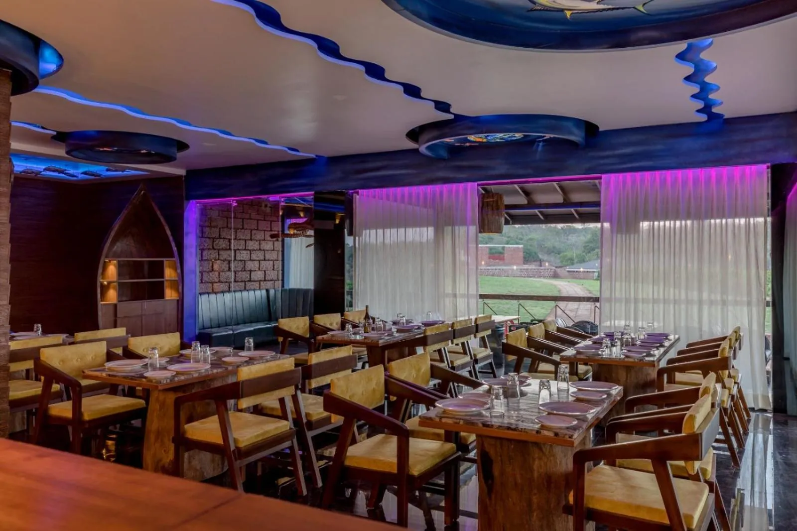 Restaurant/places to eat in Dio Regaalo Theme Resort, Ratnagiri