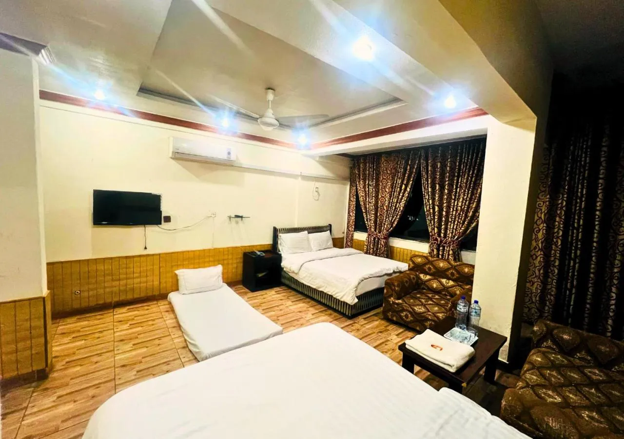 TV and multimedia, Bed in New Islamabad Hotel