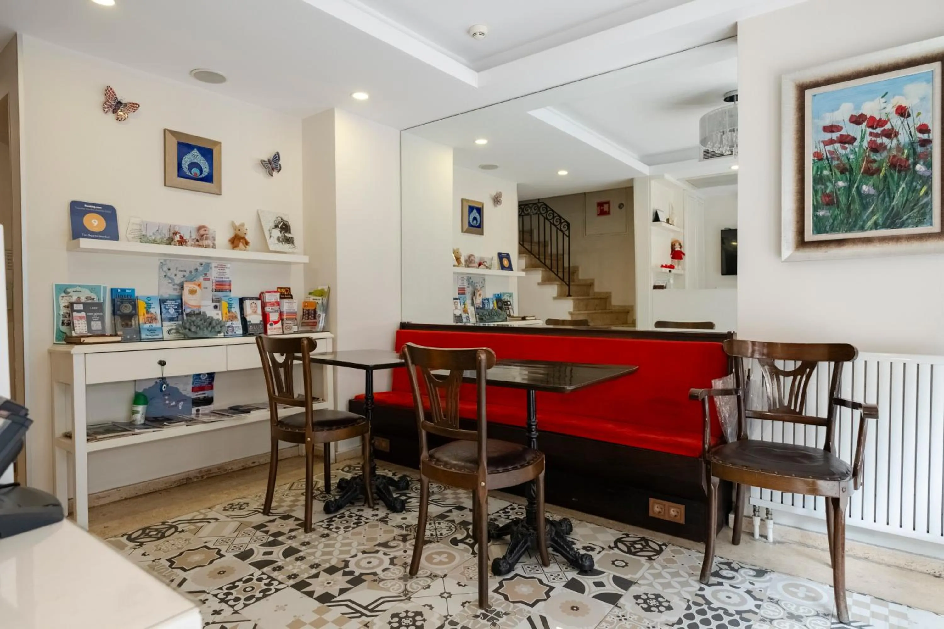 Lobby or reception in Ten Rooms Istanbul Hotel