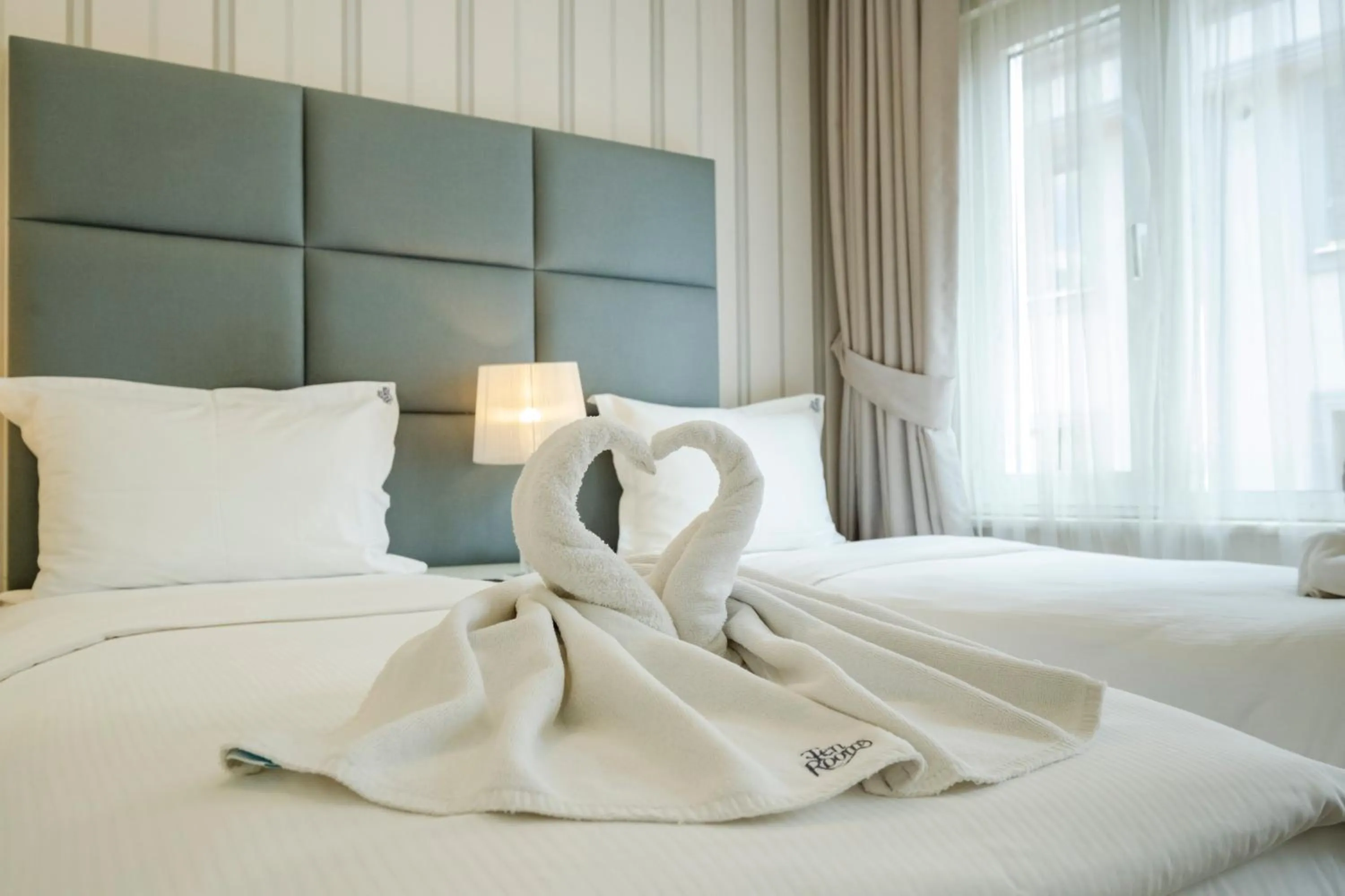 Bed in Ten Rooms Istanbul Hotel