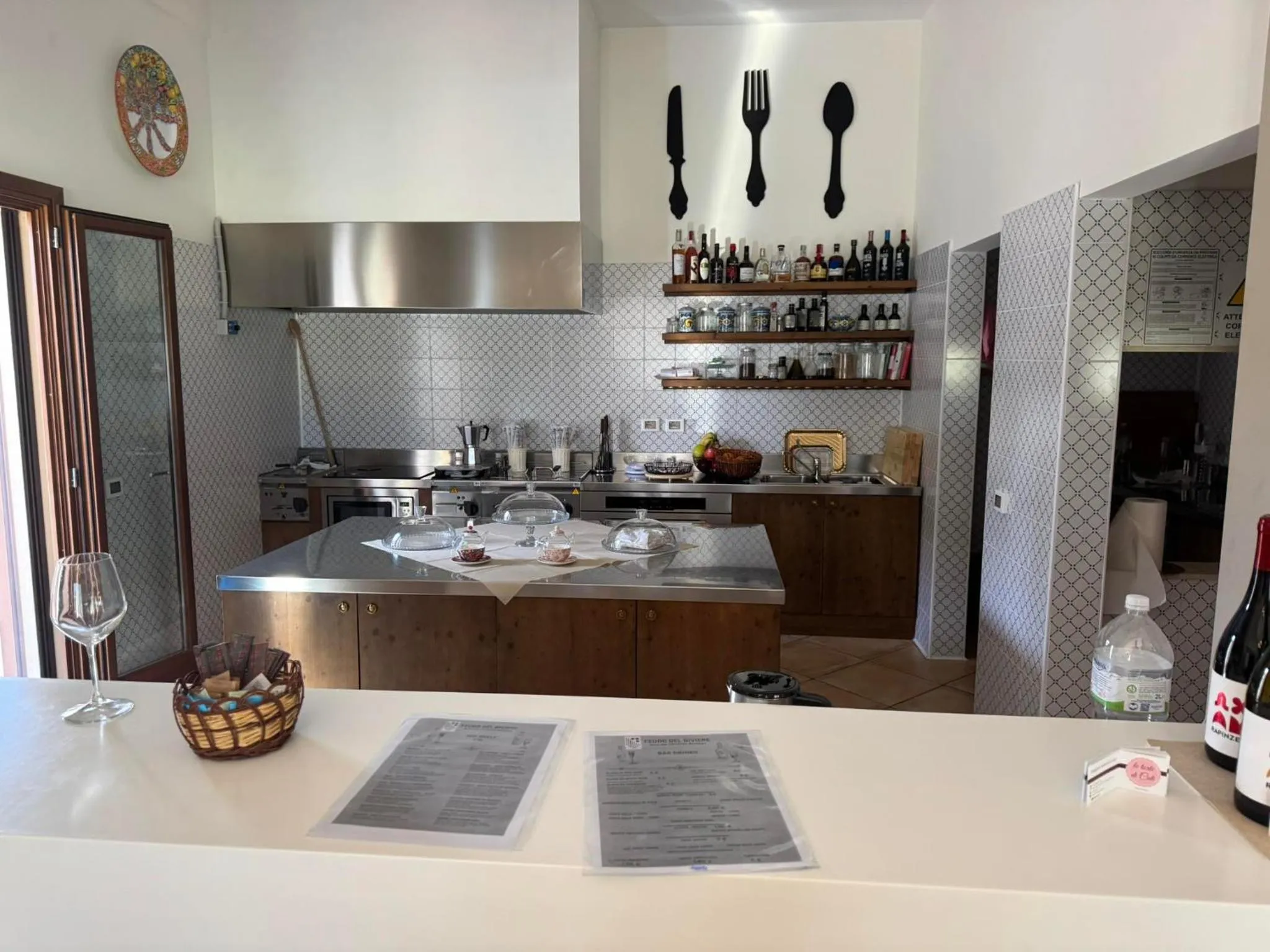 Restaurant/places to eat in Feudo Del Biviere