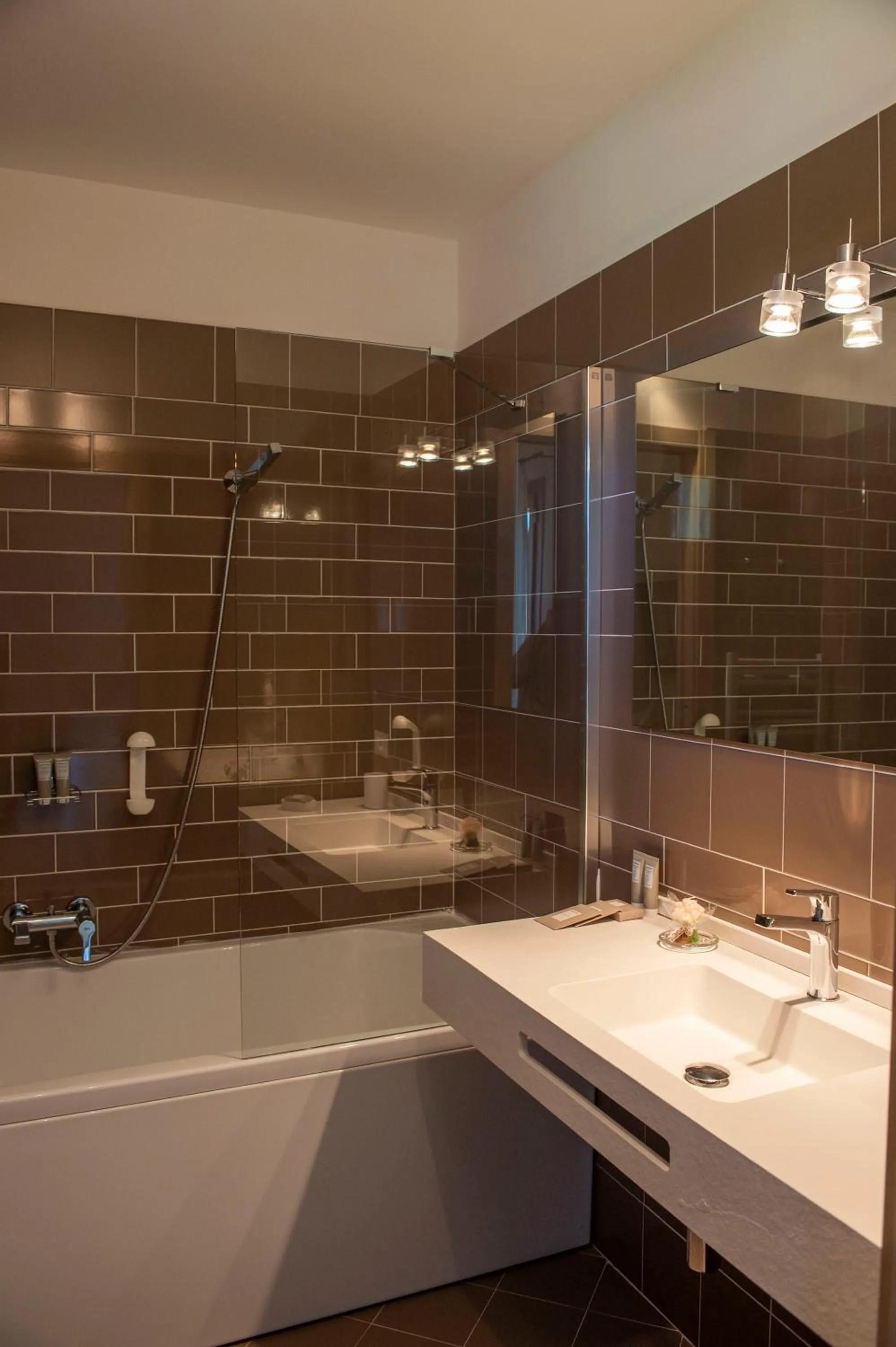 Shower in Feudo Del Biviere