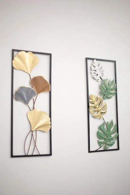 Decorative detail in Le Bel-Air AVALLON