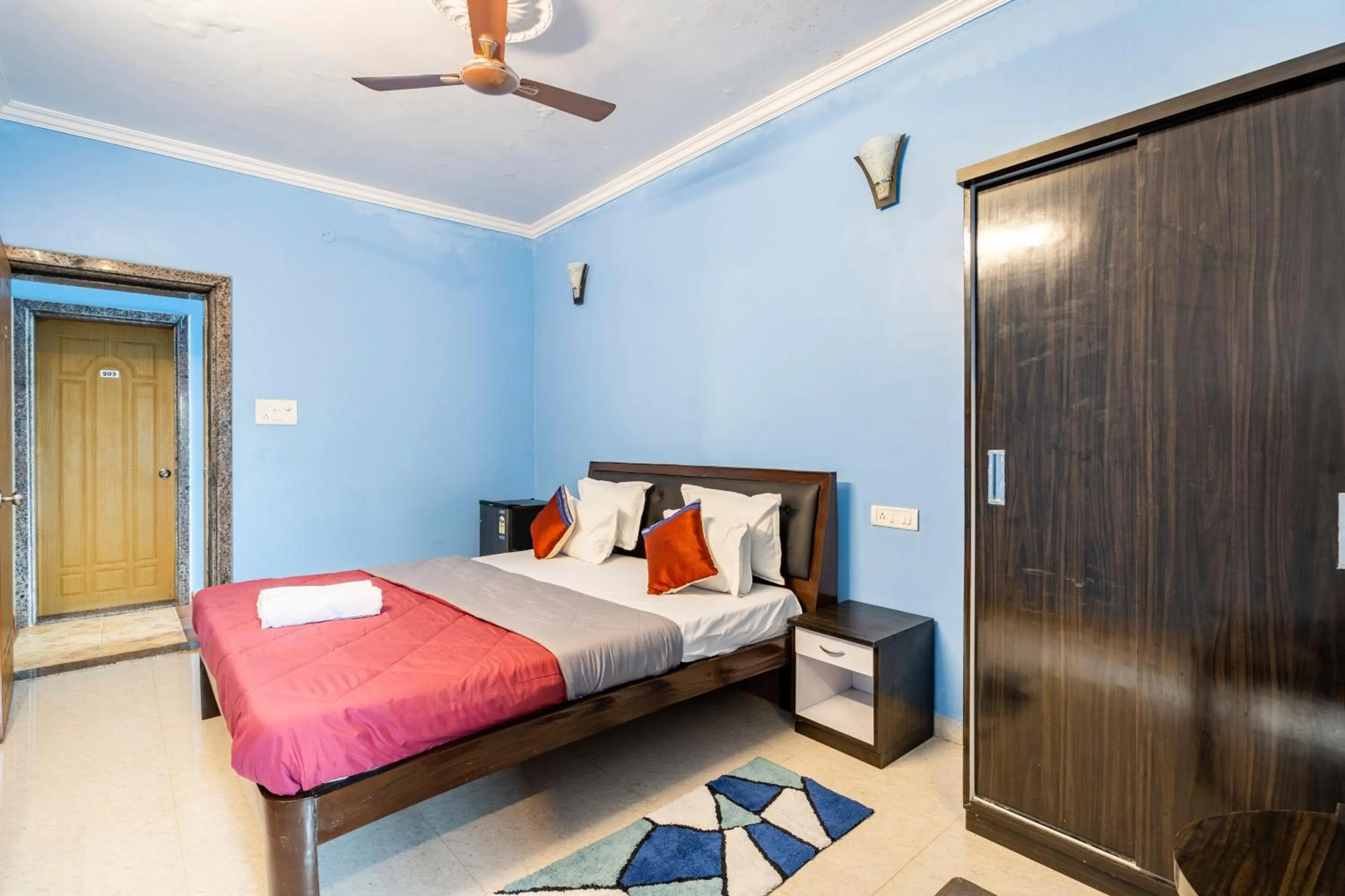 Bed in Last Minute Trip Hostel Morjim-By The Sea