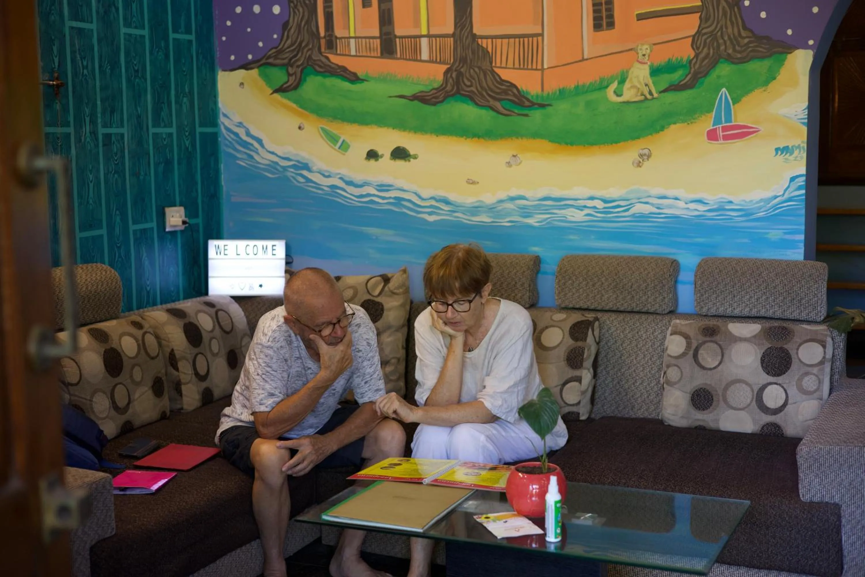 Seating area in Last Minute Trip Hostel Morjim-By The Sea