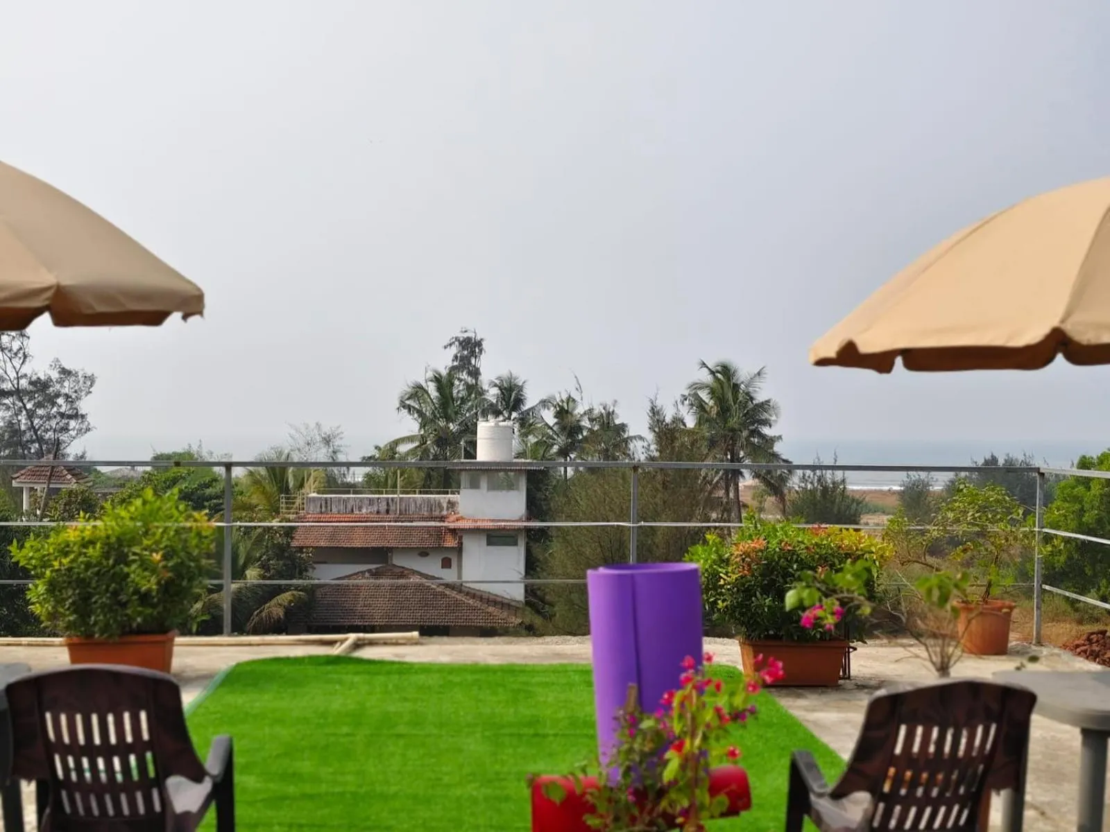 Balcony/Terrace in Last Minute Trip Hostel Morjim-By The Sea