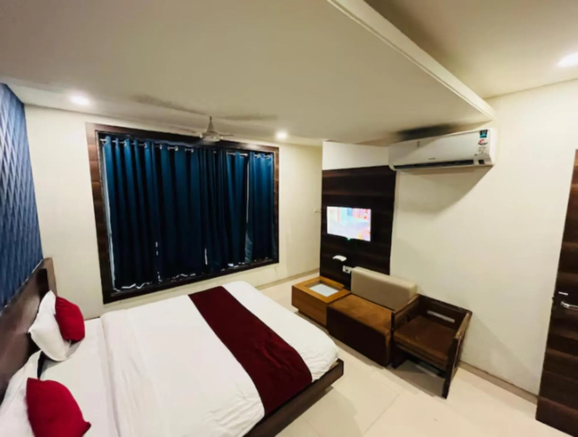 Bedroom, Bed in Hotel Raj Residency