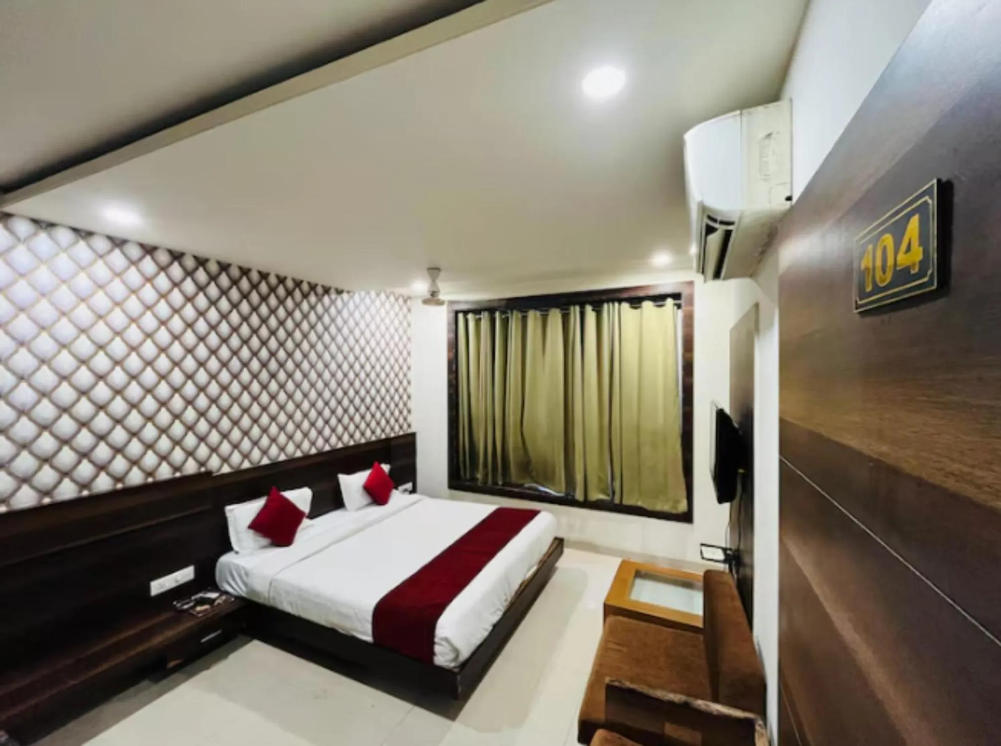 Bedroom, Bed in Hotel Raj Residency