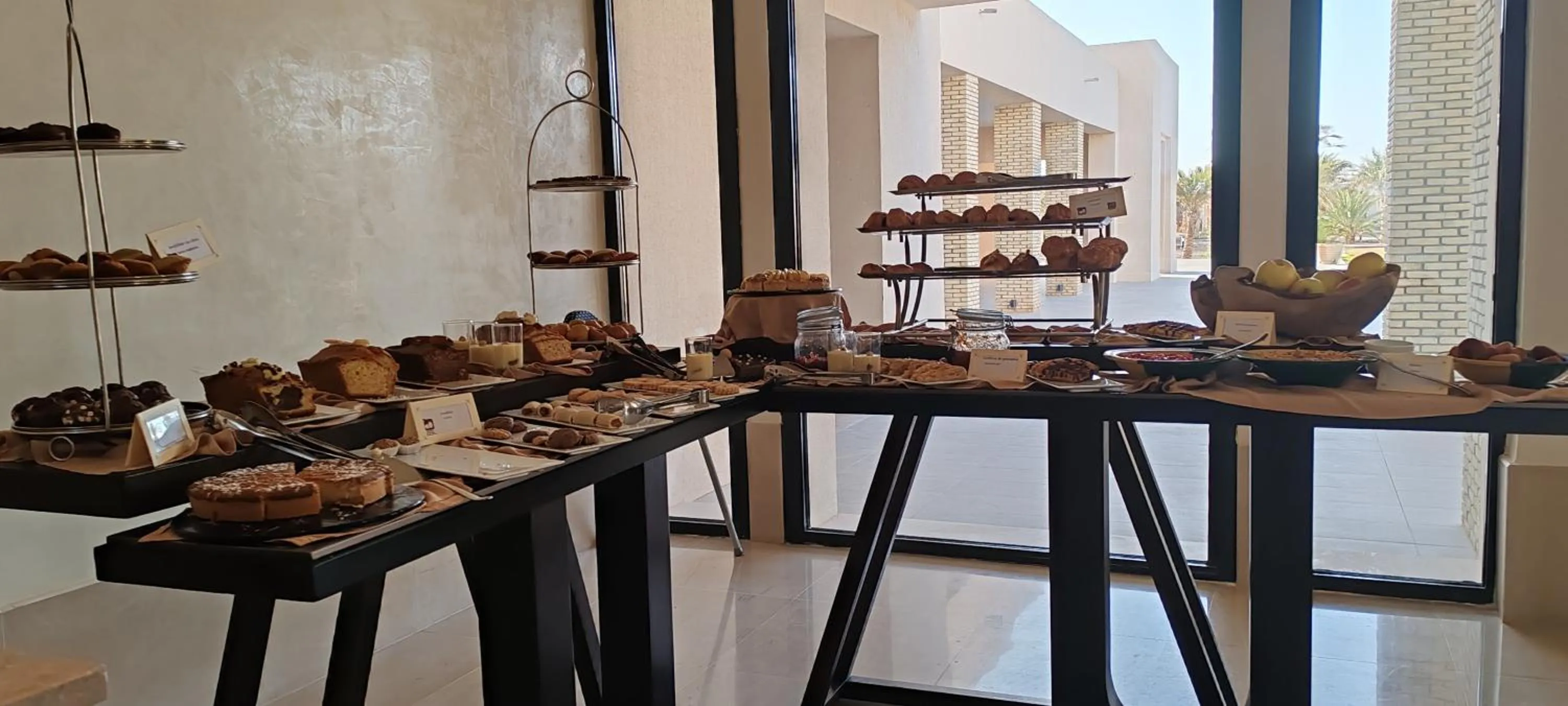 Food in The Residence Douz