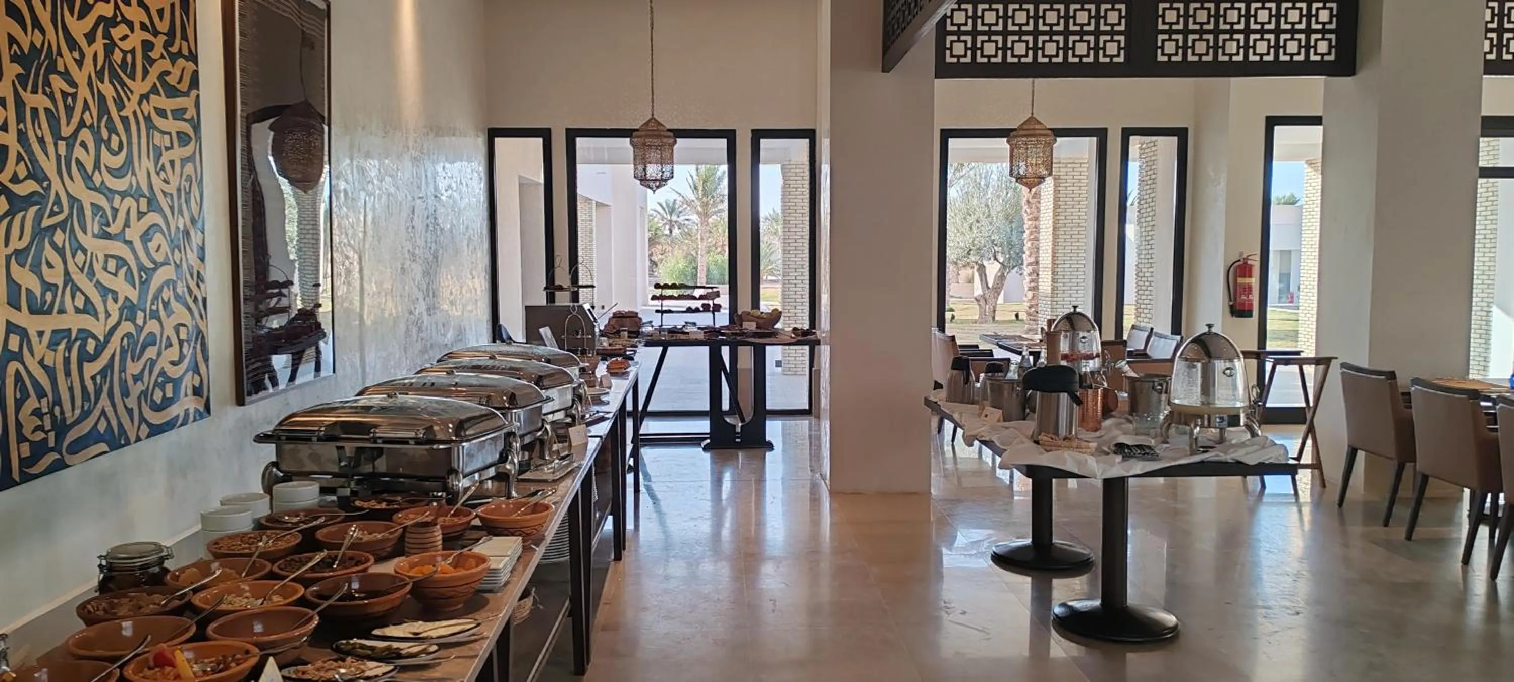 Food in The Residence Douz