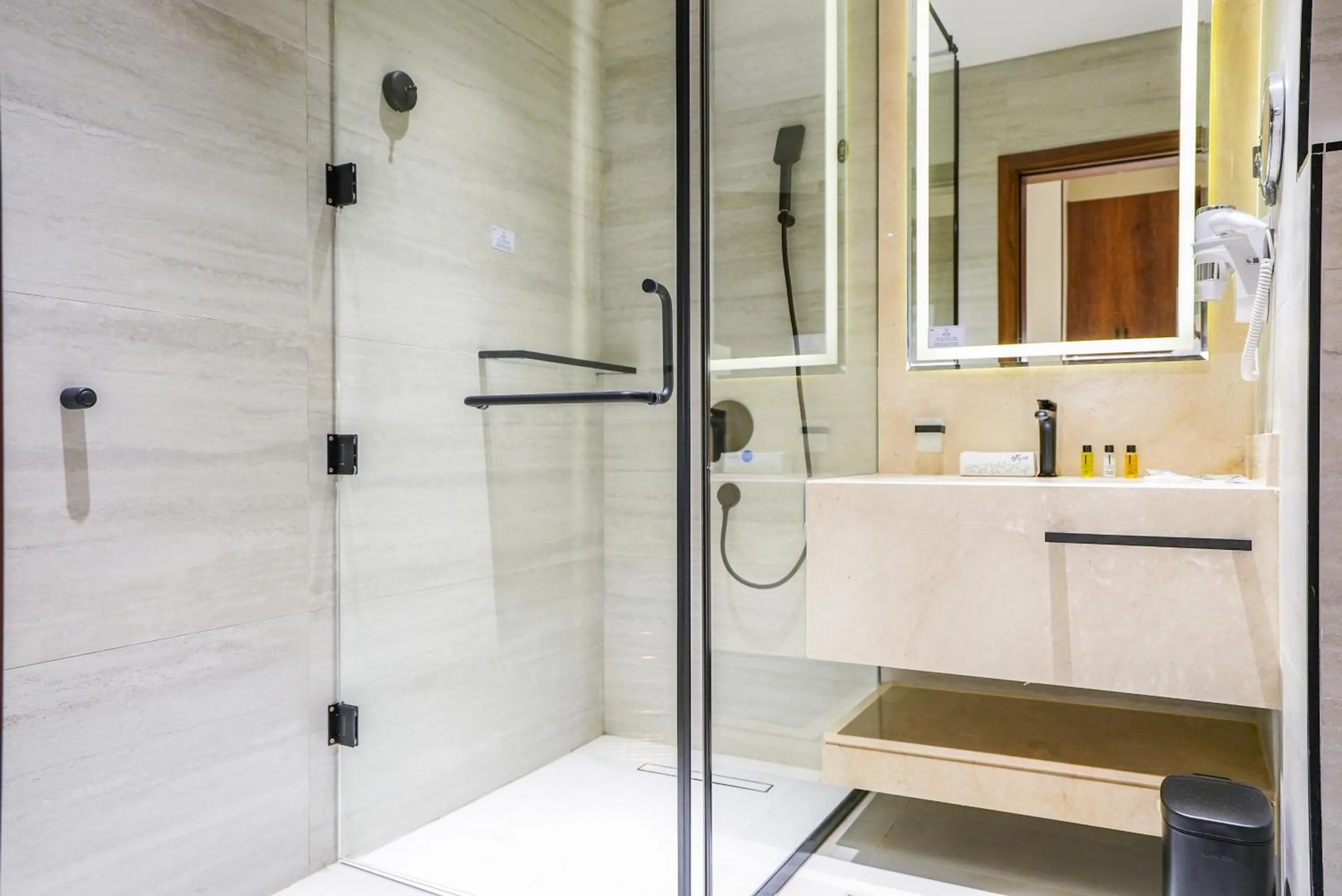 Vivian Park El Raeid Hotel