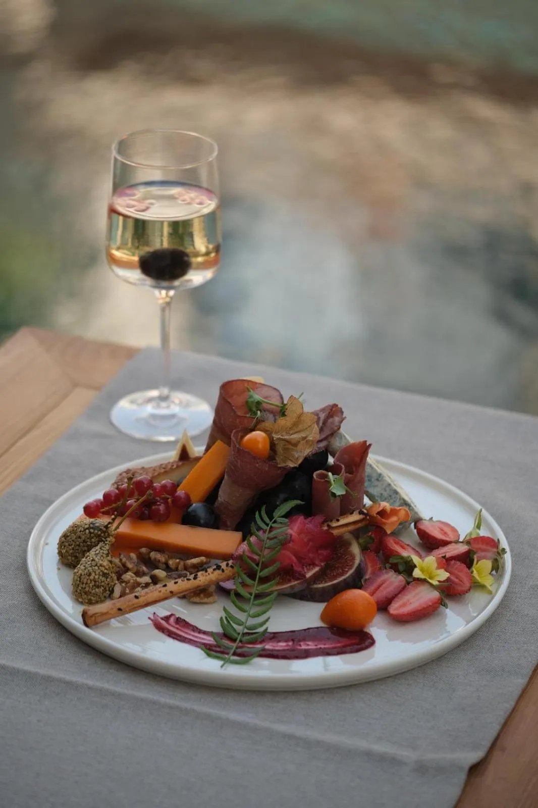 Restaurant/places to eat in Surga Alaçatı