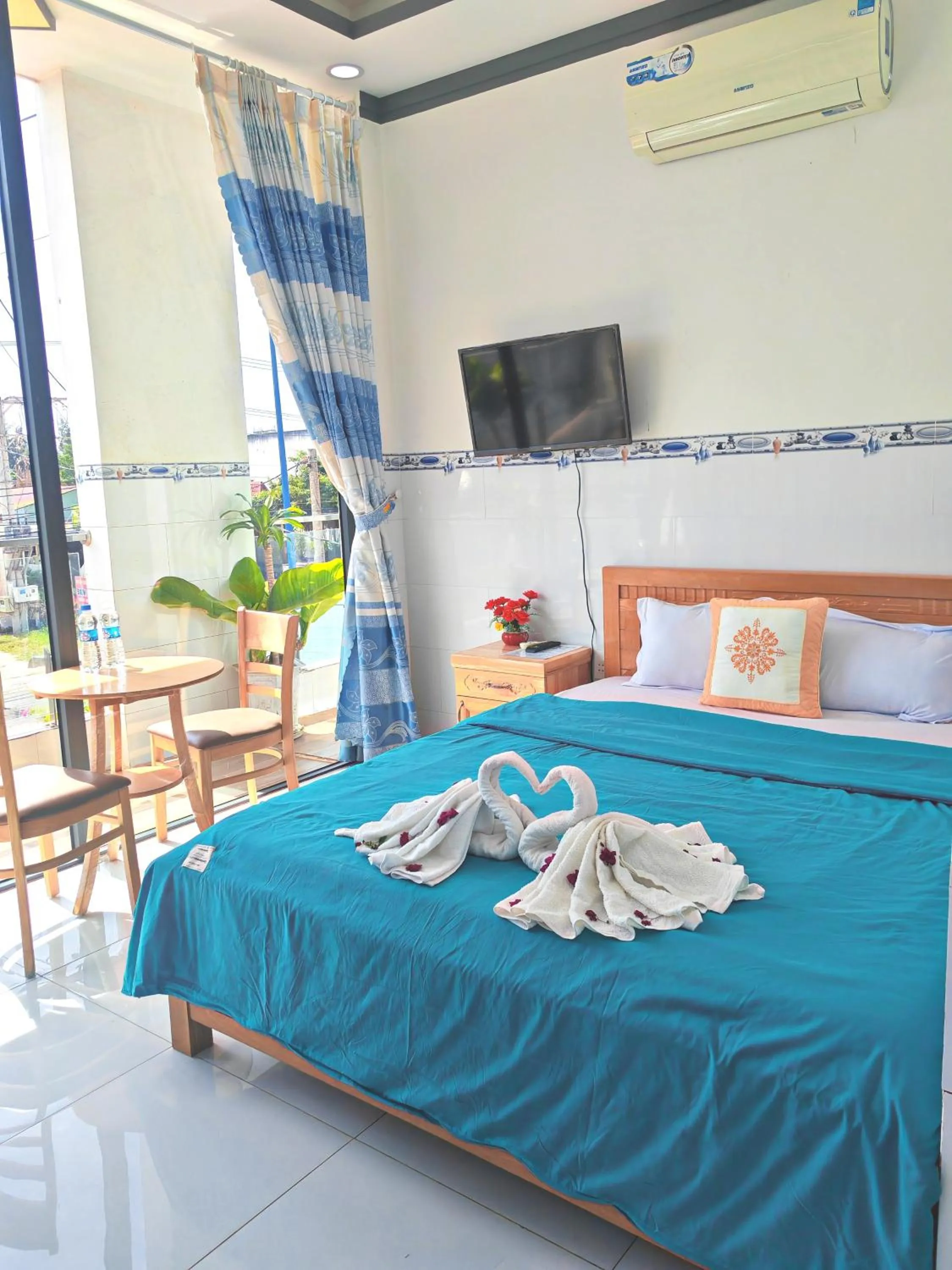 Bed in Hotel Việt Sang