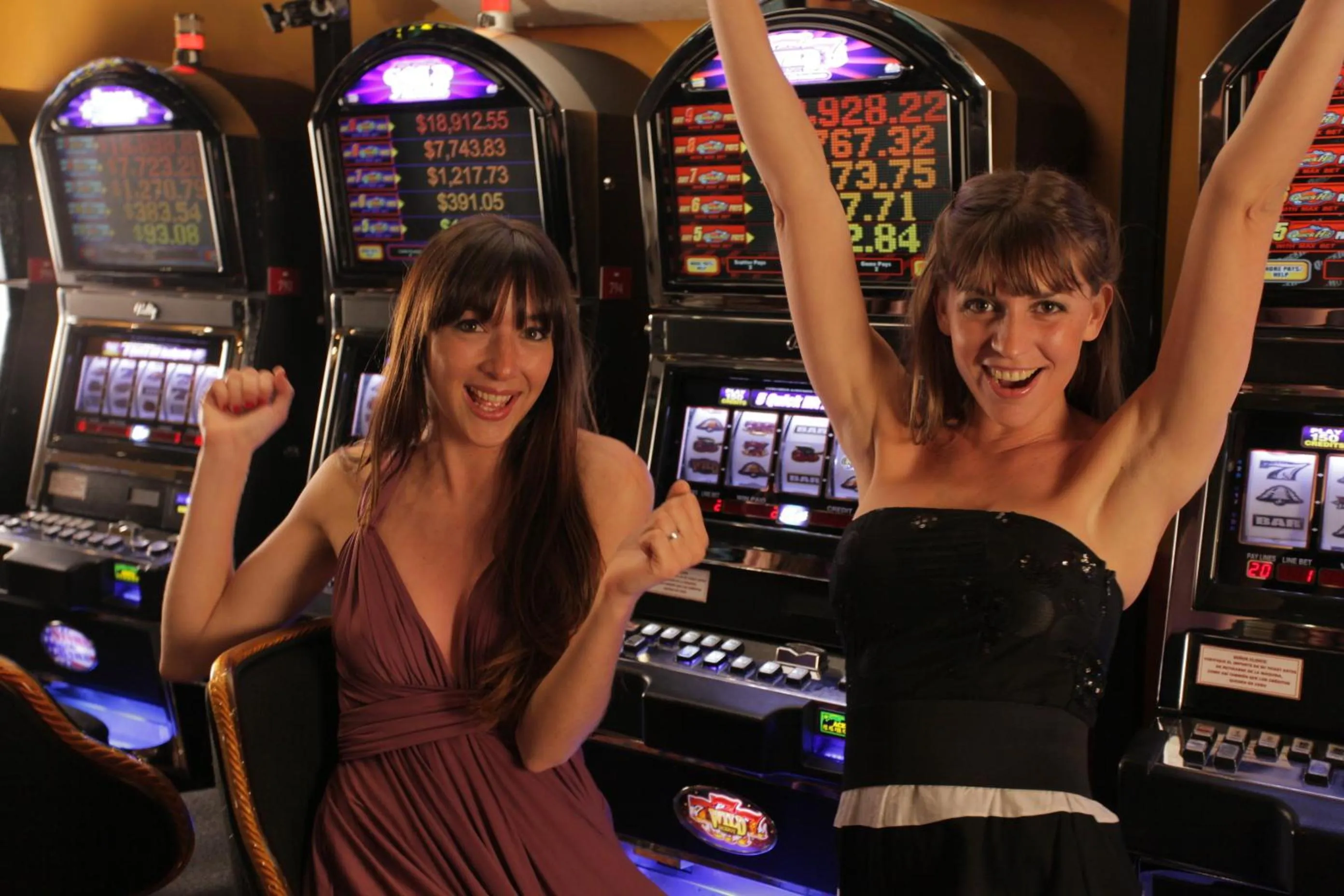 People in Amérian Hotel Casino Gala