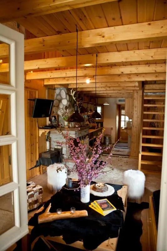 Living room in Vasilikia Mountain Farm & Retreat