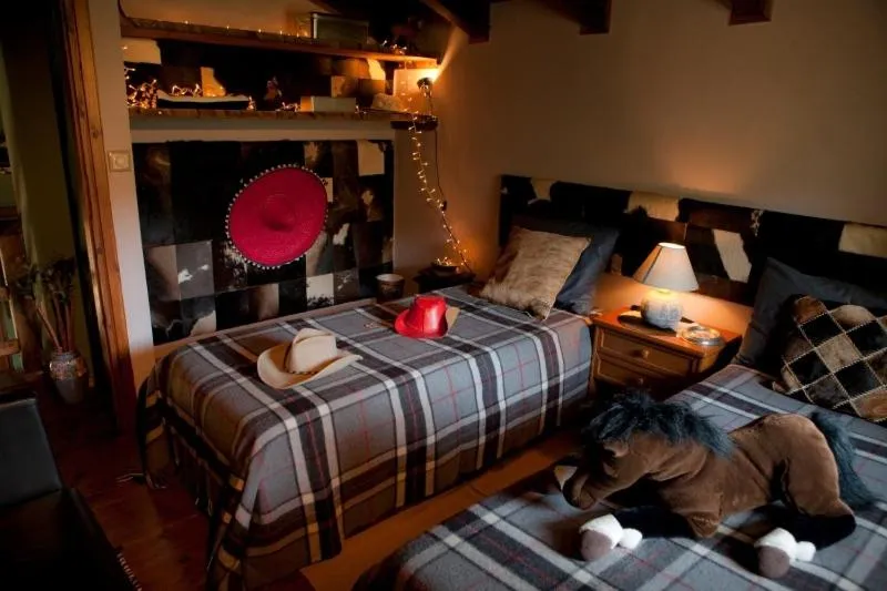 Bedroom, Bed in Vasilikia Mountain Farm & Retreat