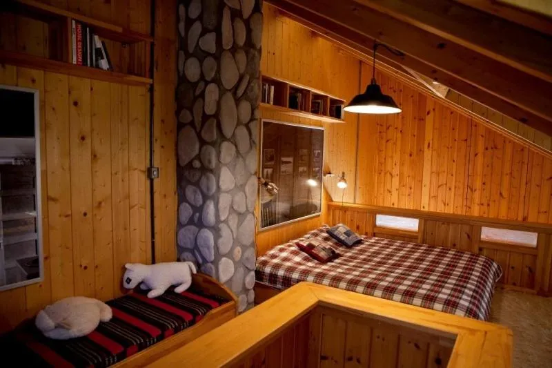 Bedroom, Bed in Vasilikia Mountain Farm & Retreat