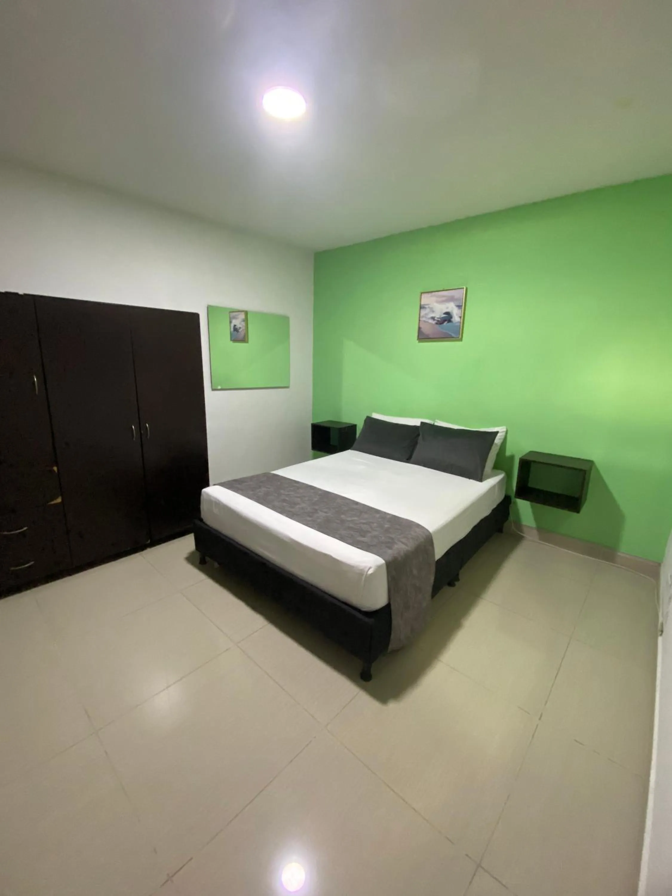 Bed in 33 Hotel Bulerias