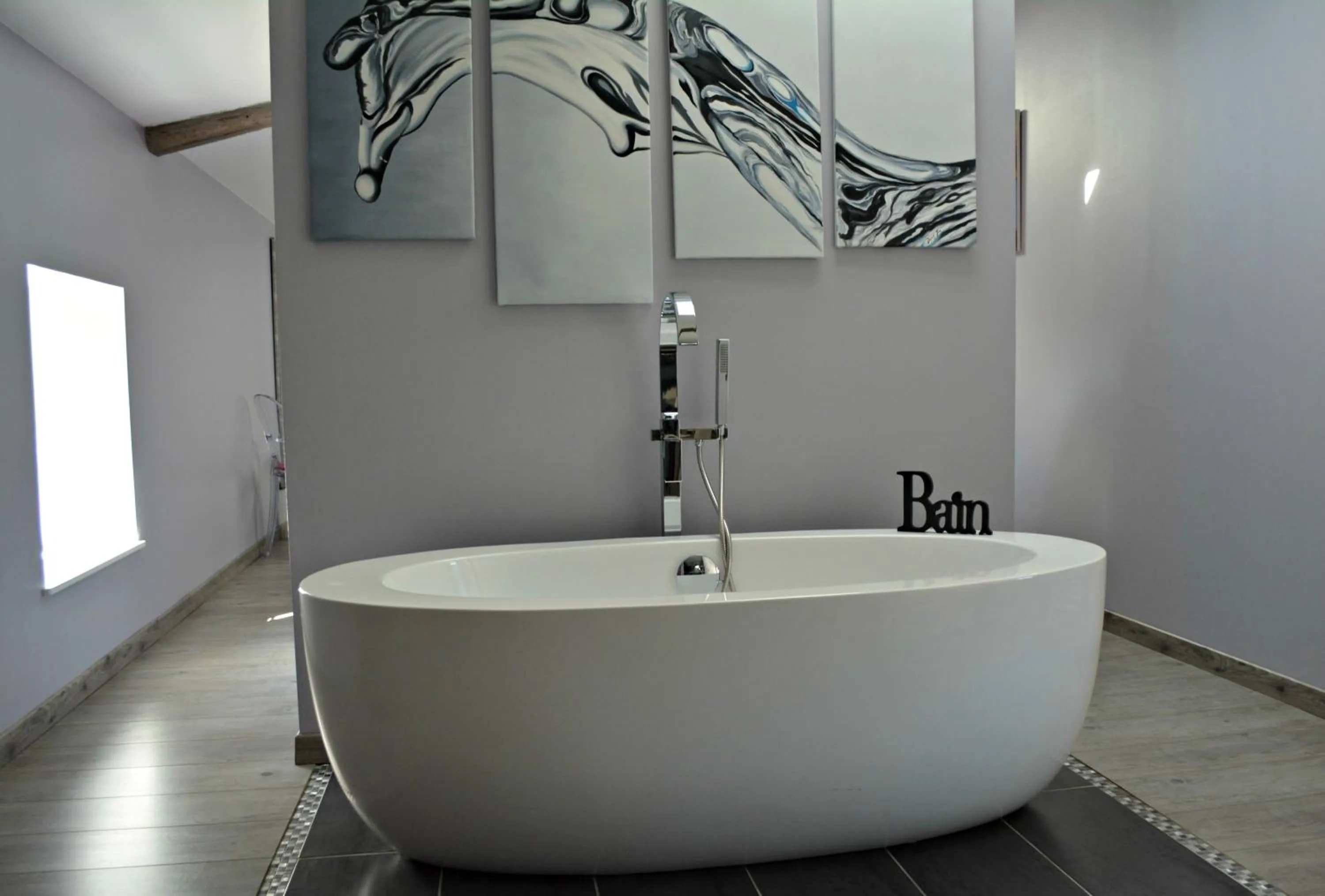 Bathroom in Aux 4 Cornes - Chambre d'hôtes