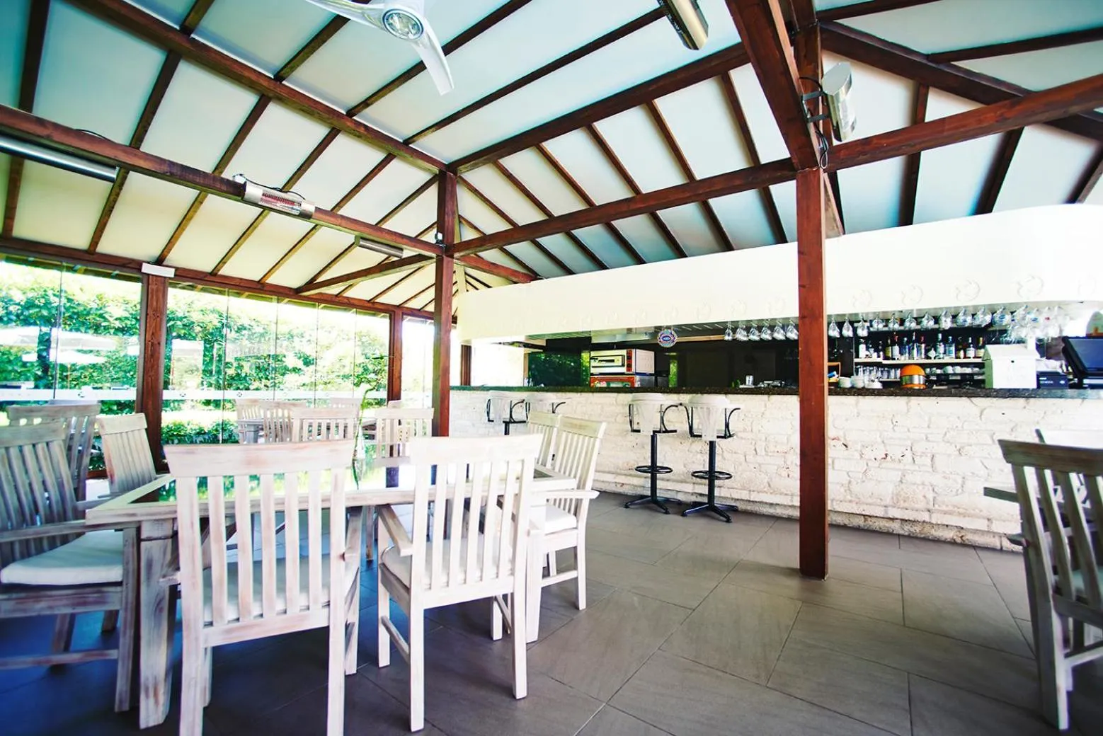 Restaurant/places to eat in Renka Hotel & Spa