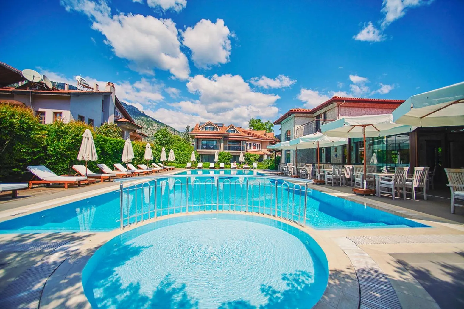 Property building in Renka Hotel & Spa