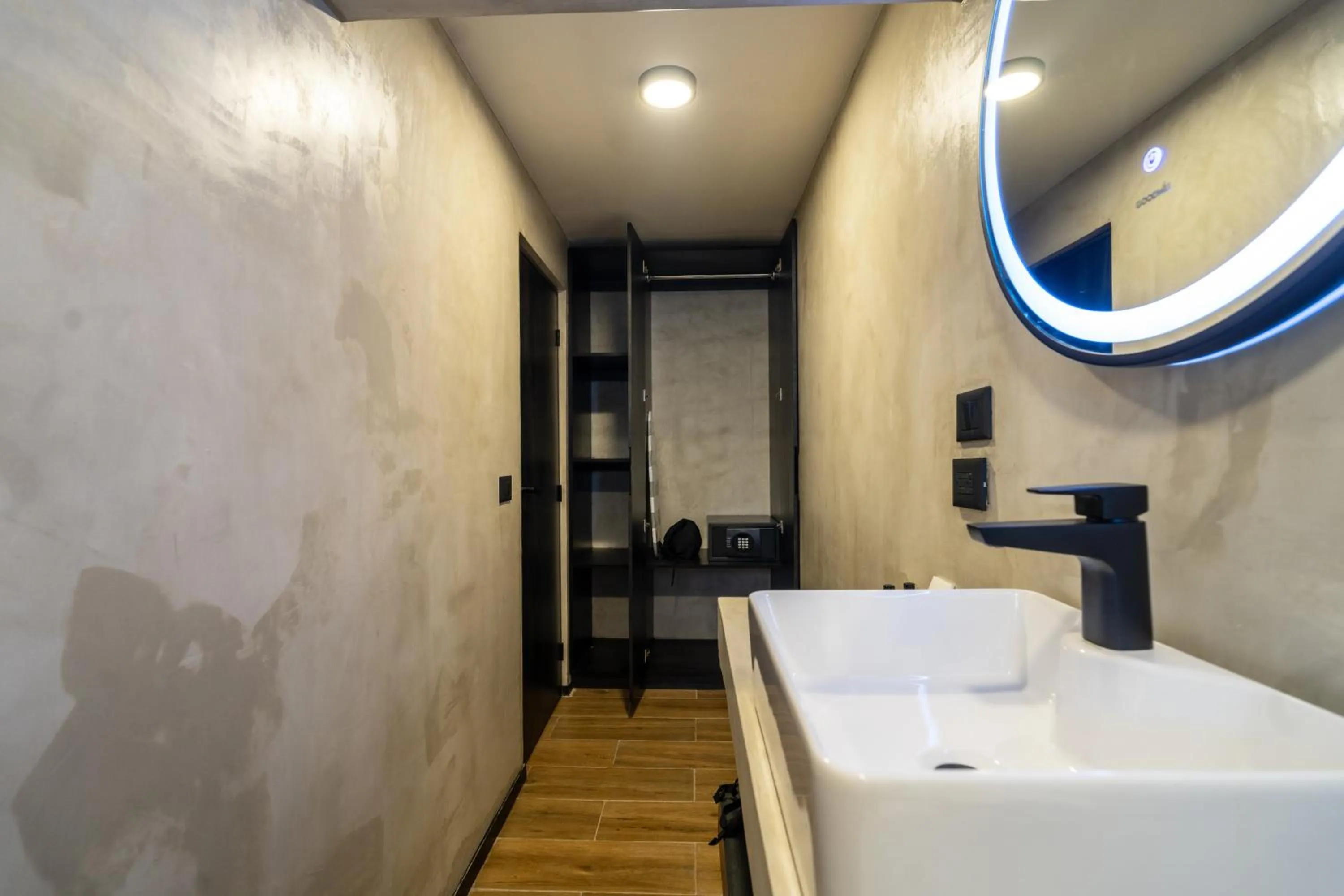 Bathroom in Hotel Alcala Expo