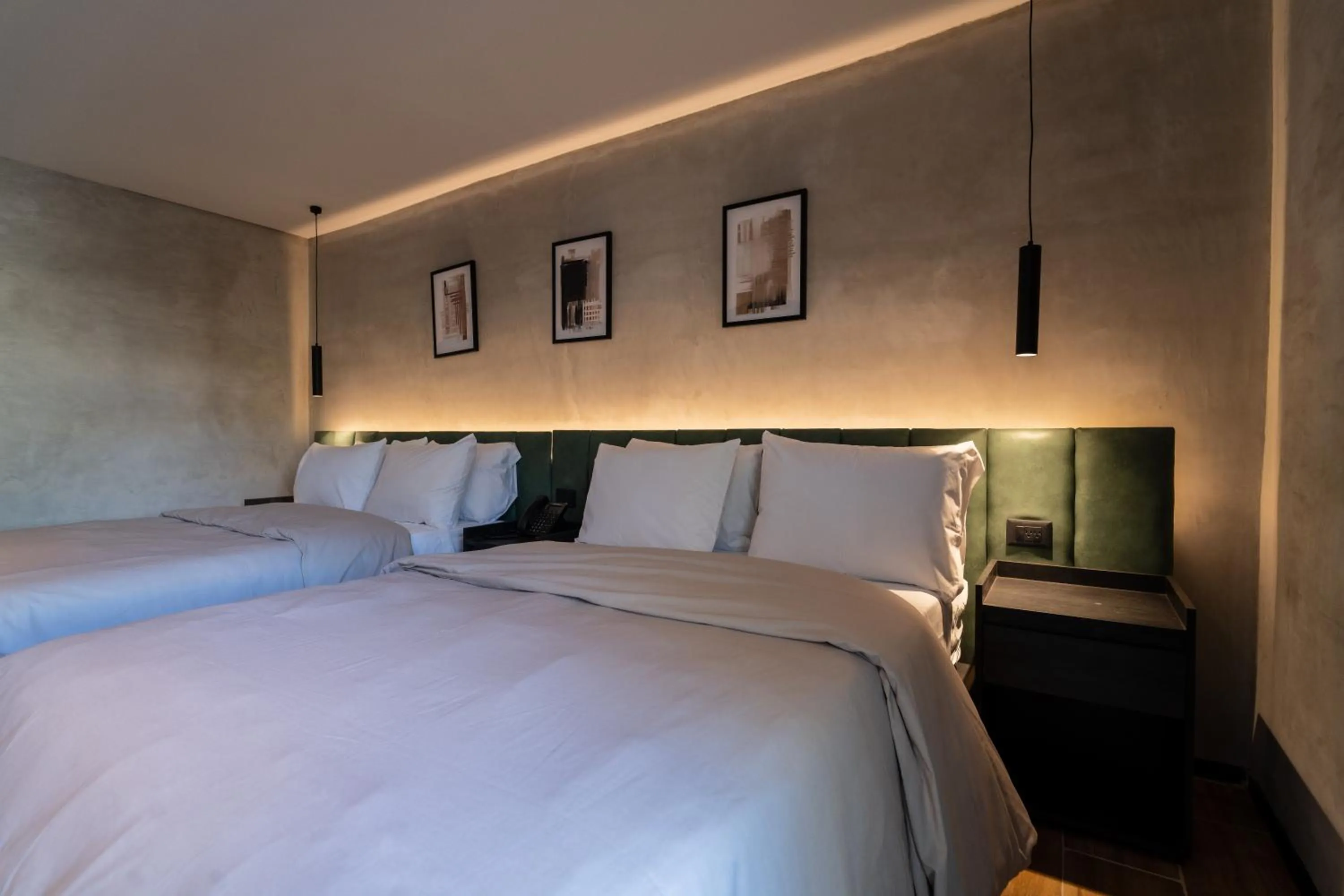 Bed in Hotel Alcala Expo