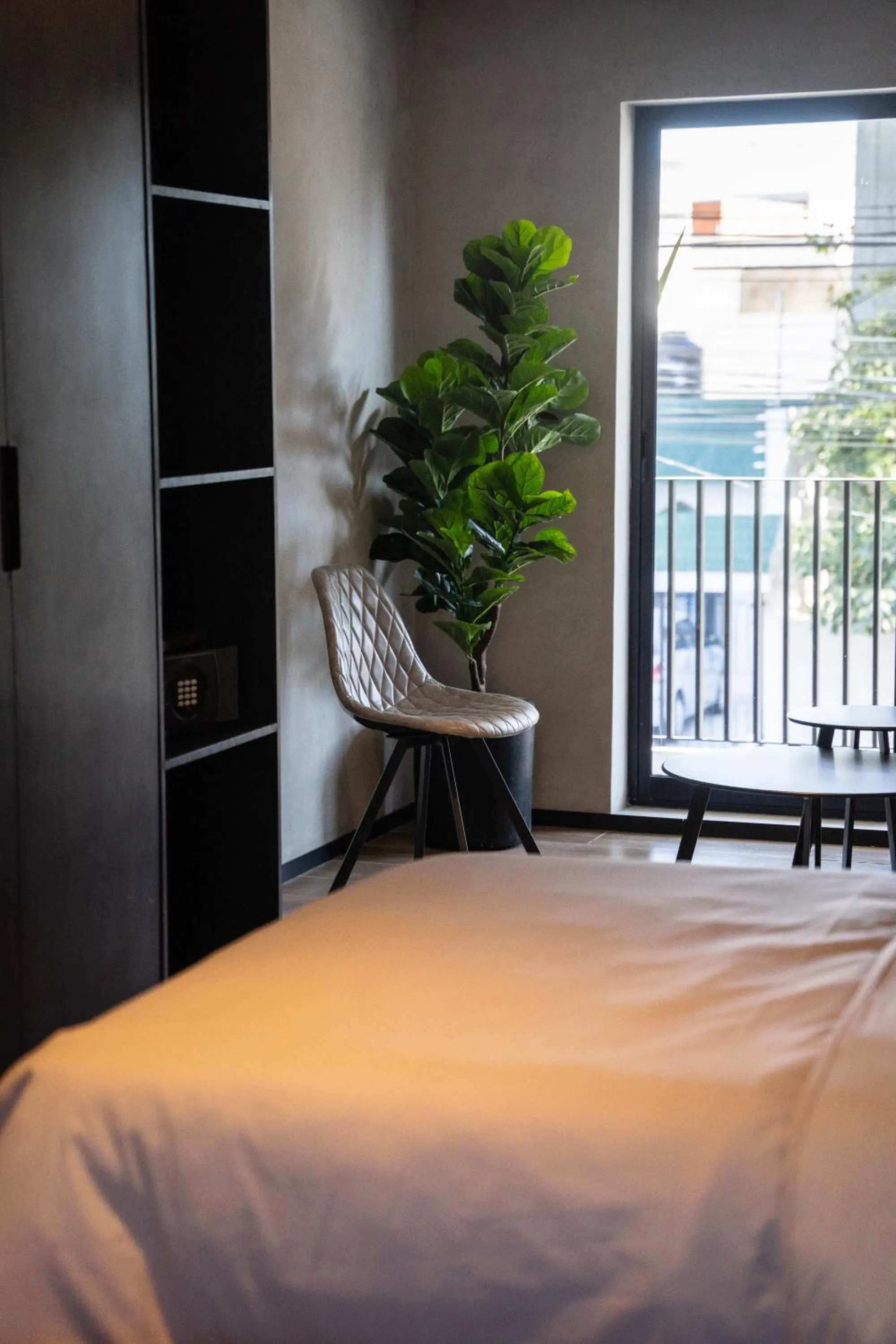 Balcony/Terrace, Bed in Hotel Alcala Expo