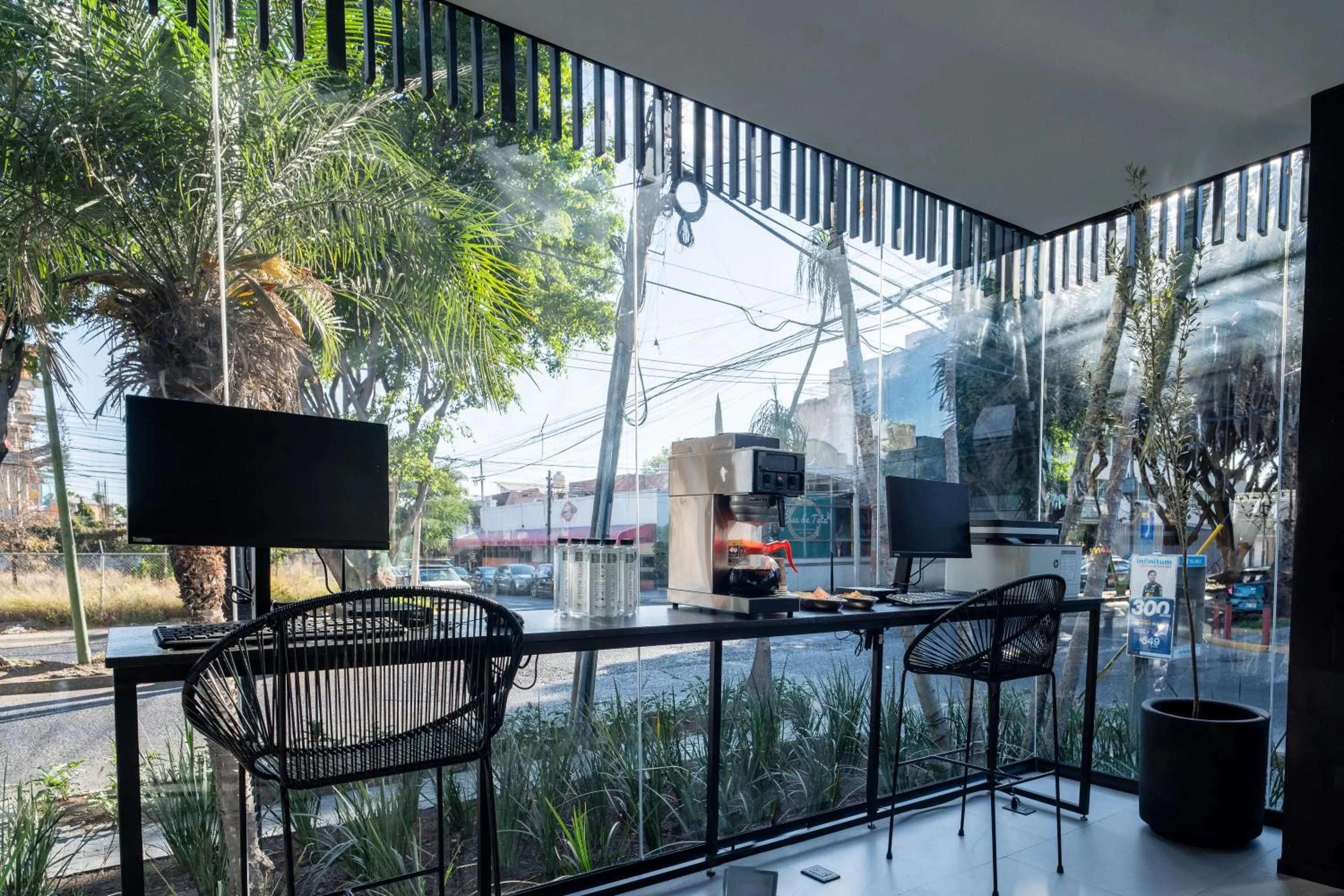 Entertainment in Hotel Alcala Expo