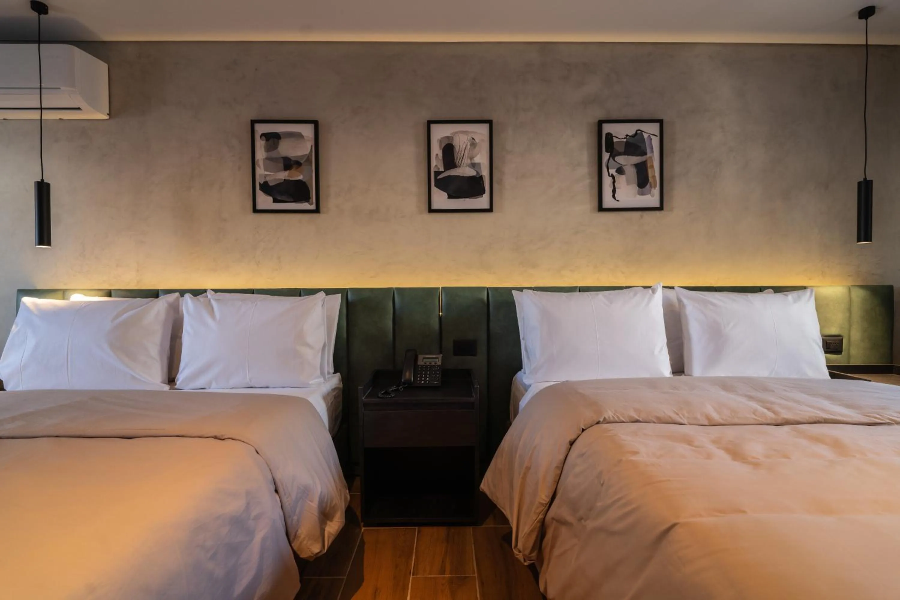 Bed in Hotel Alcala Expo