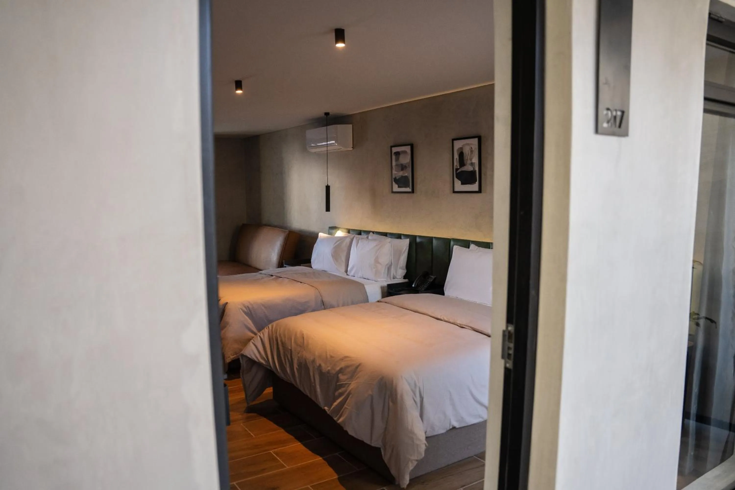 Bed in Hotel Alcala Expo