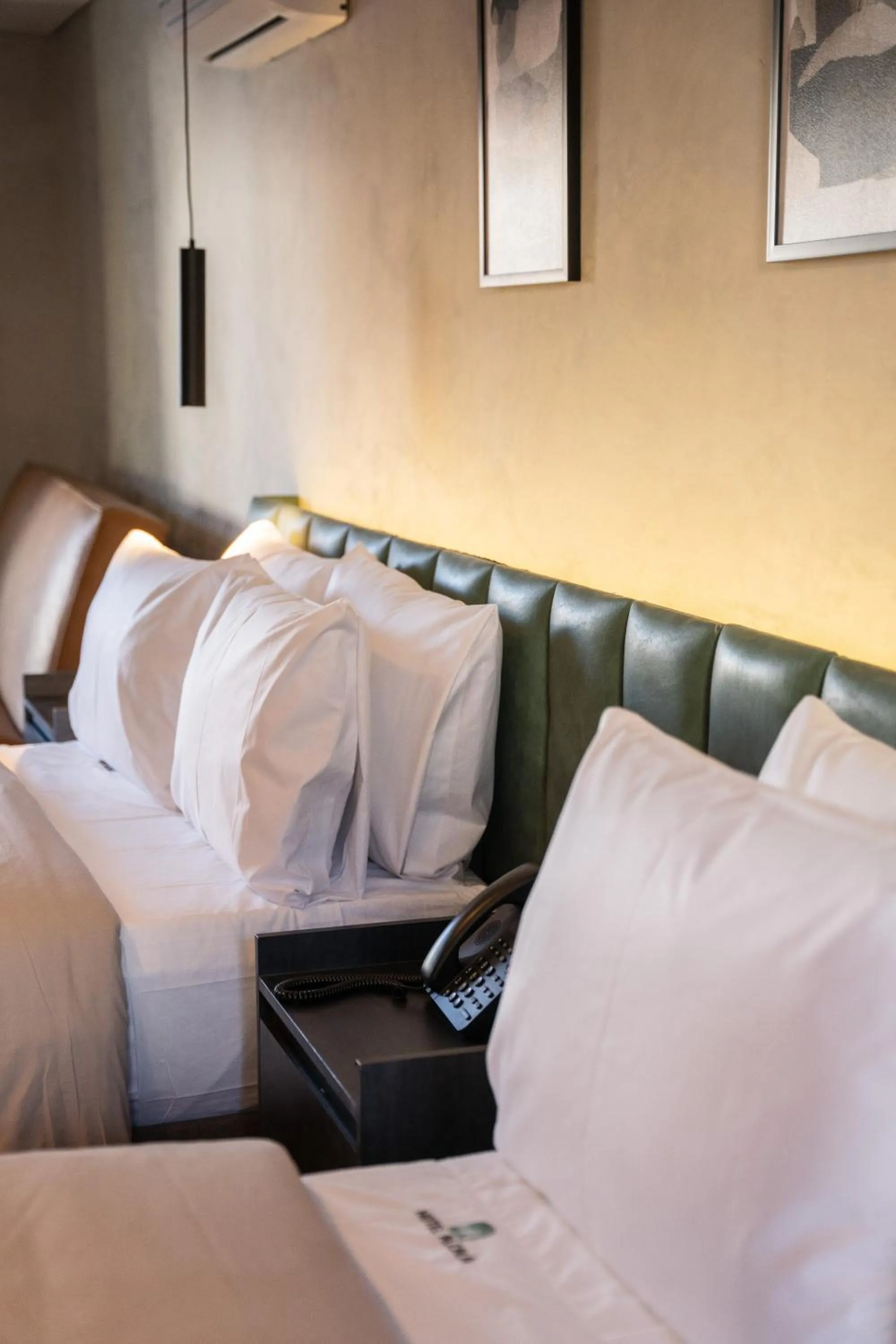 Bed in Hotel Alcala Expo