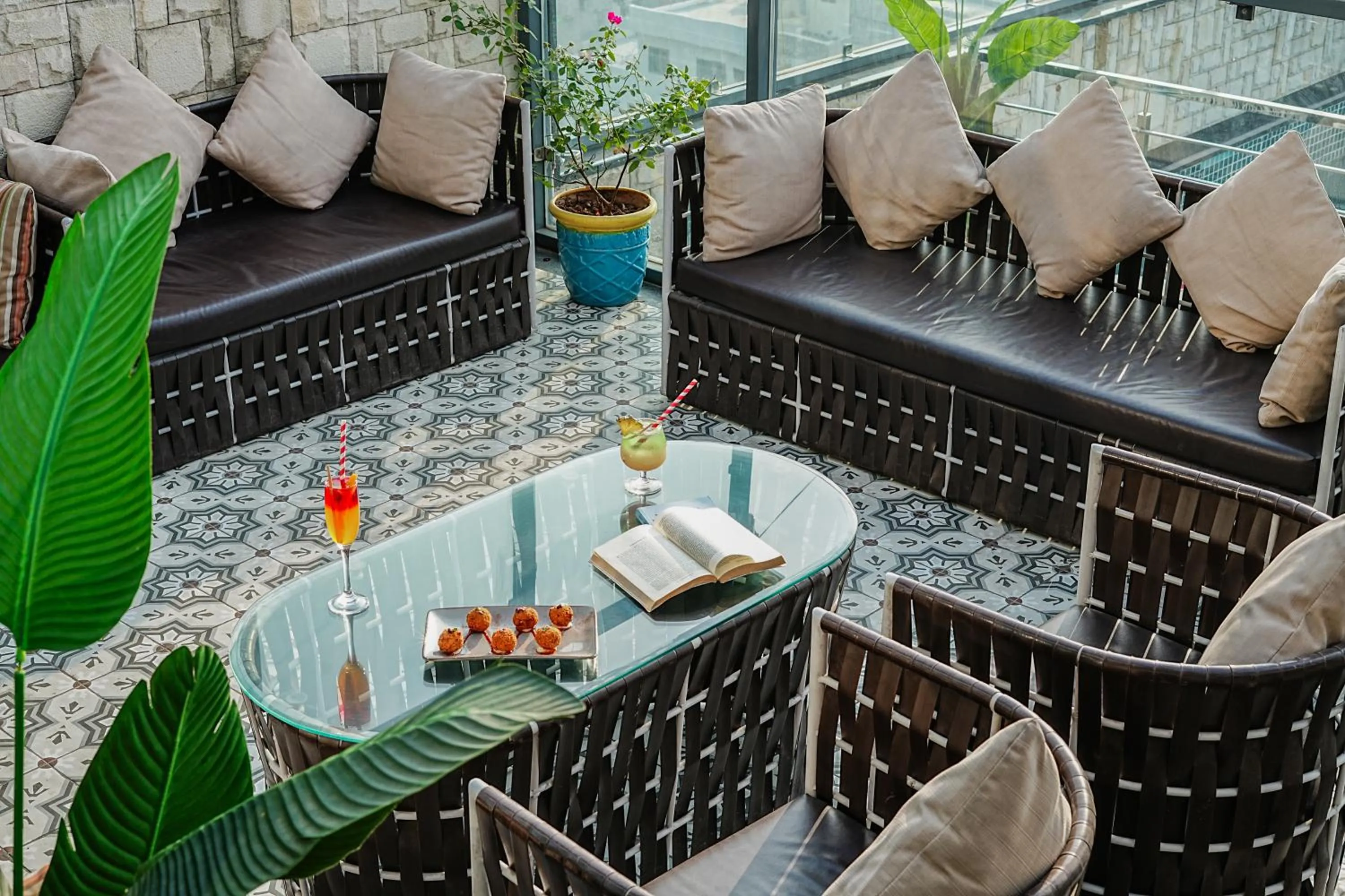 Restaurant/places to eat in BluSalzz Residence Amritsar