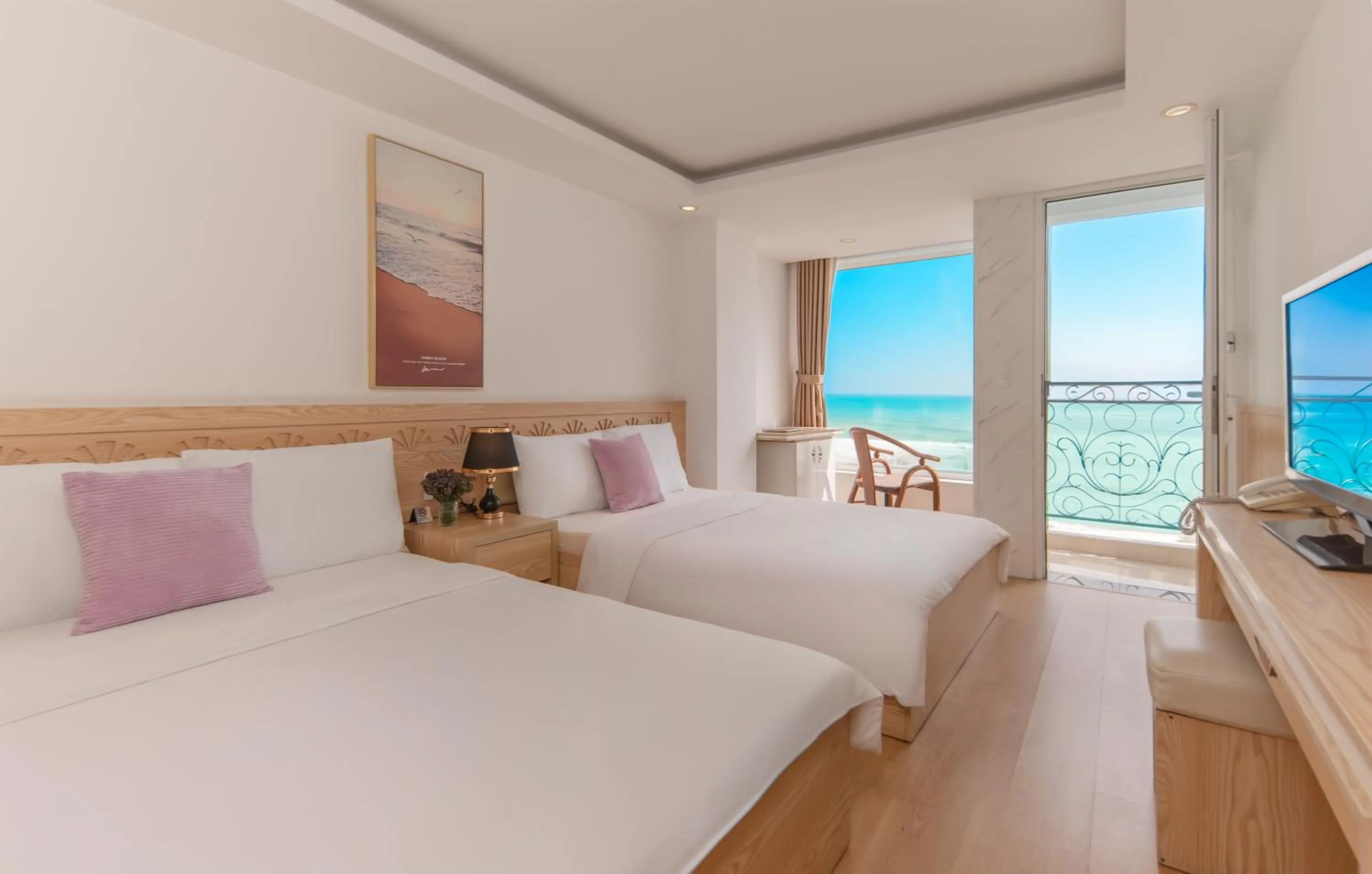 Bed in Nang Vang Hotel Nha Trang