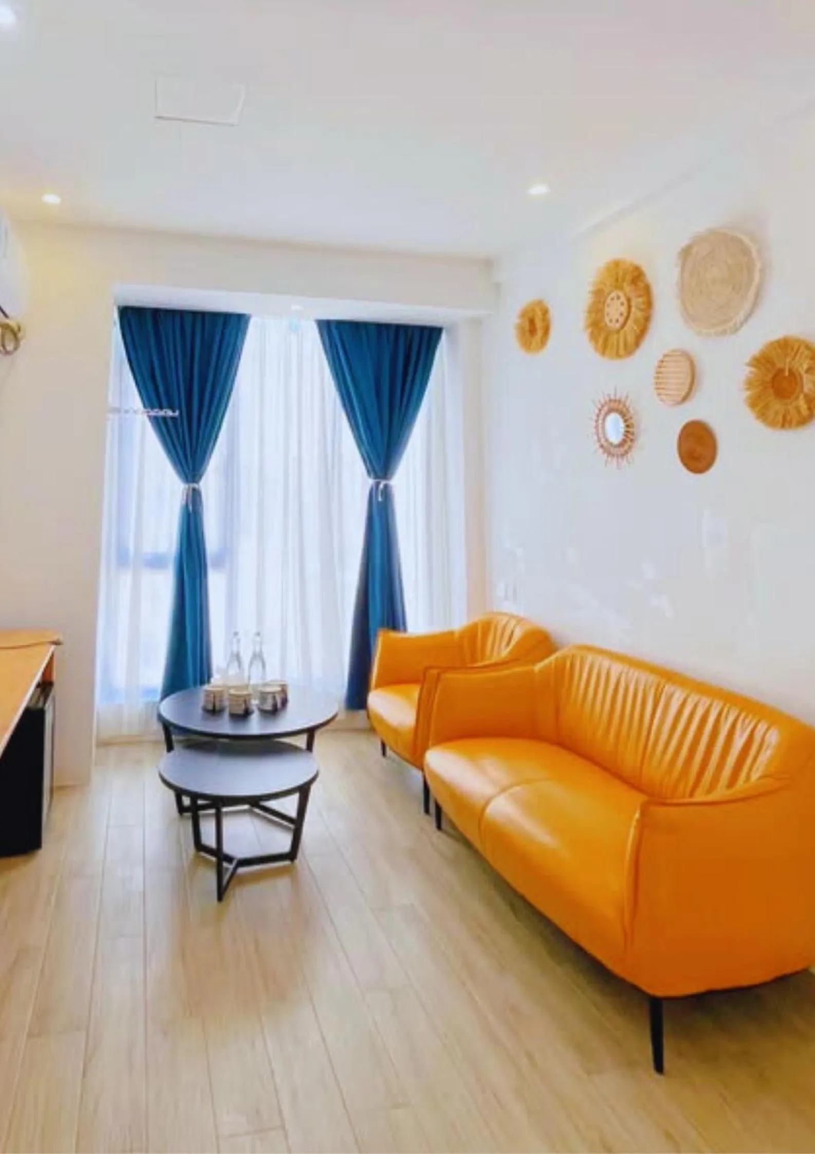 Living room in Fun Hotel