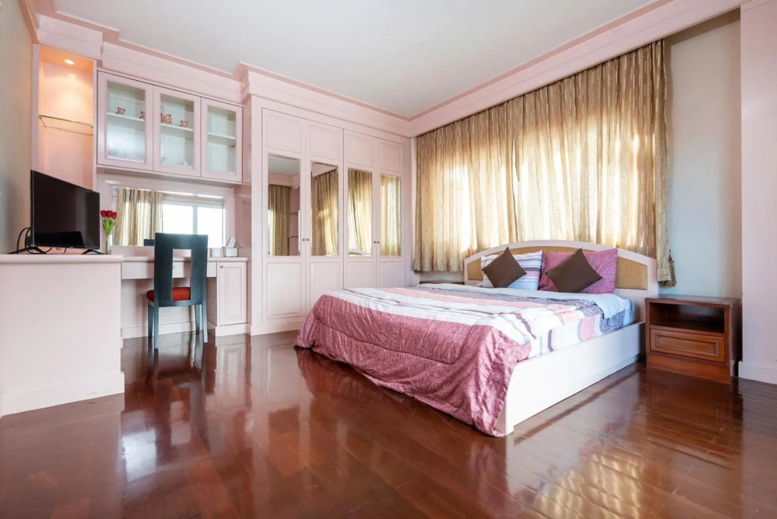 Bed in Orchid Pool Villa Phuket - SHA Extra Plus & Warm pool