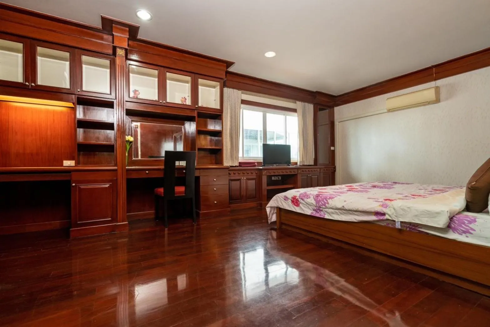 Bed in Orchid Pool Villa Phuket - SHA Extra Plus & Warm pool