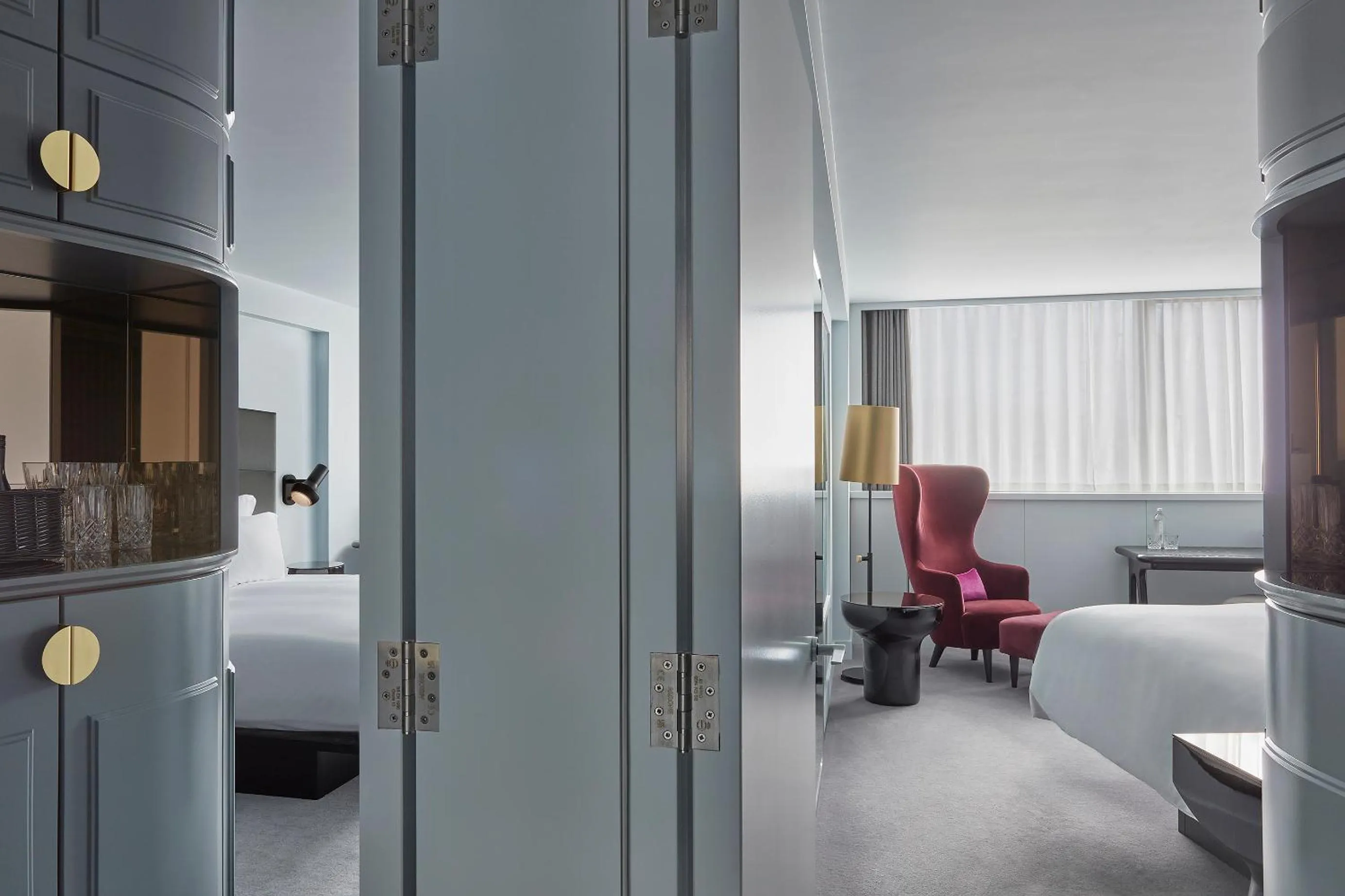 Bedroom, Bed in Sea Containers London