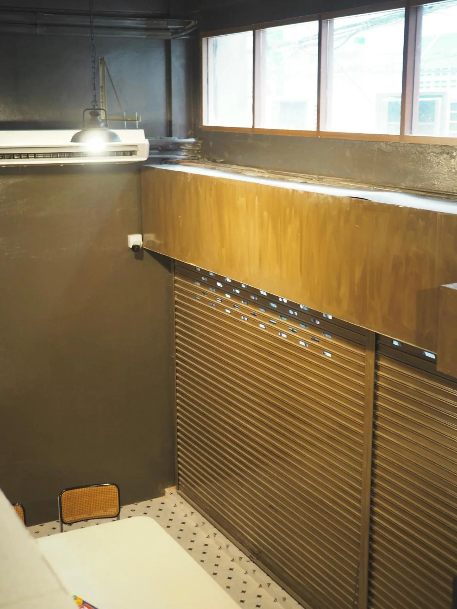 Property building in Krung Tone Hostel