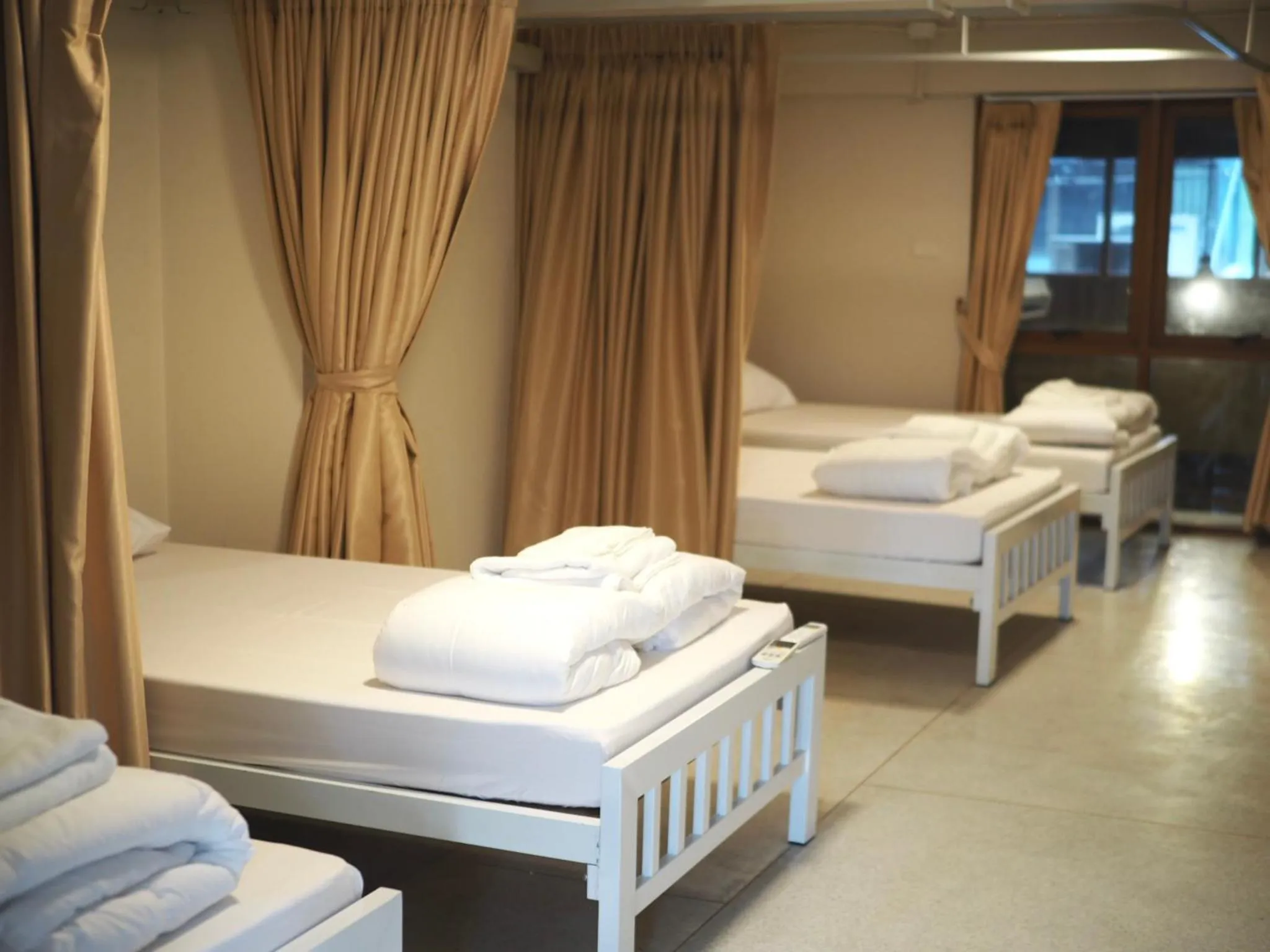 Bedroom, Bed in Krung Tone Hostel