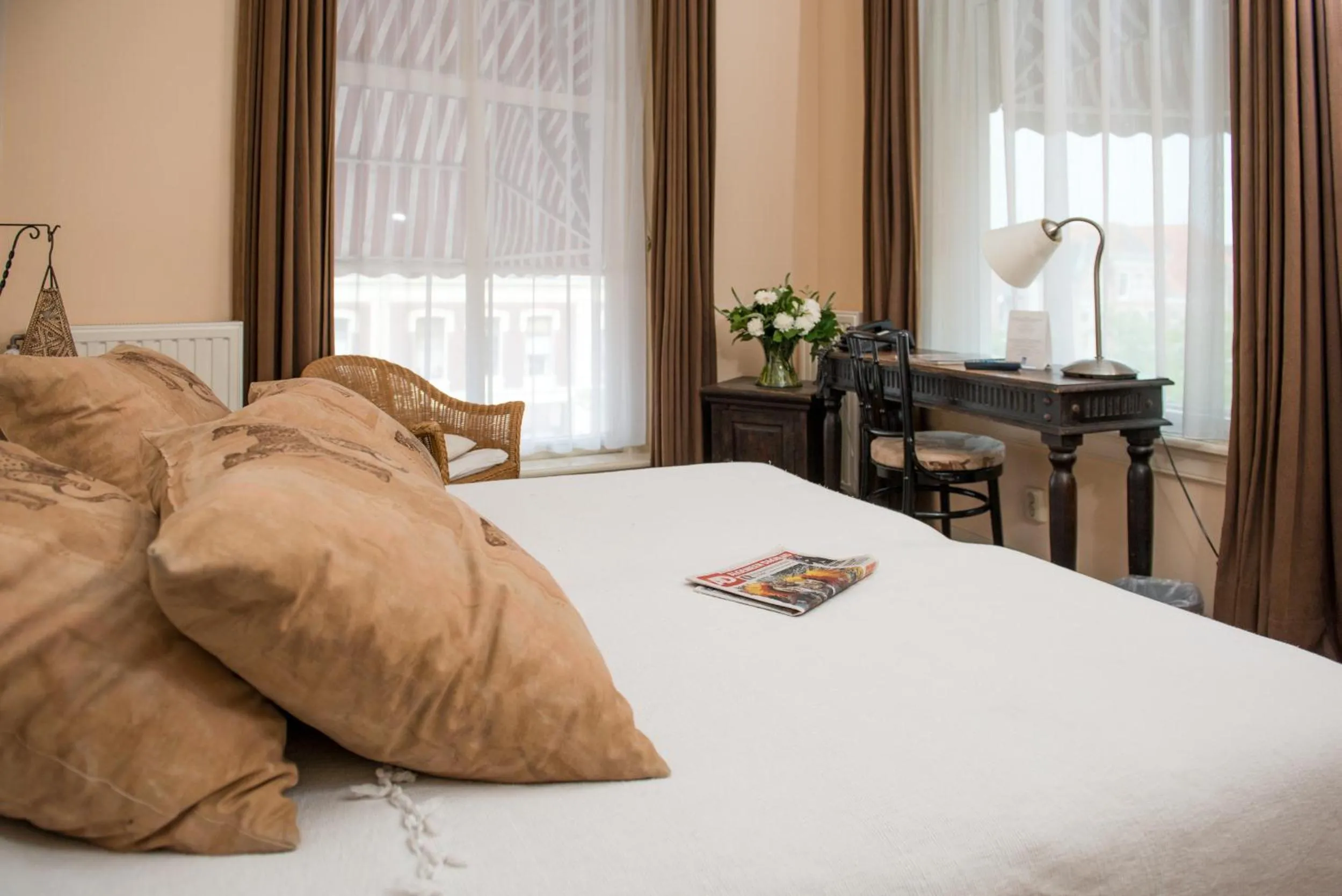 Photo of the whole room in City Hotel Nieuw Minerva Leiden