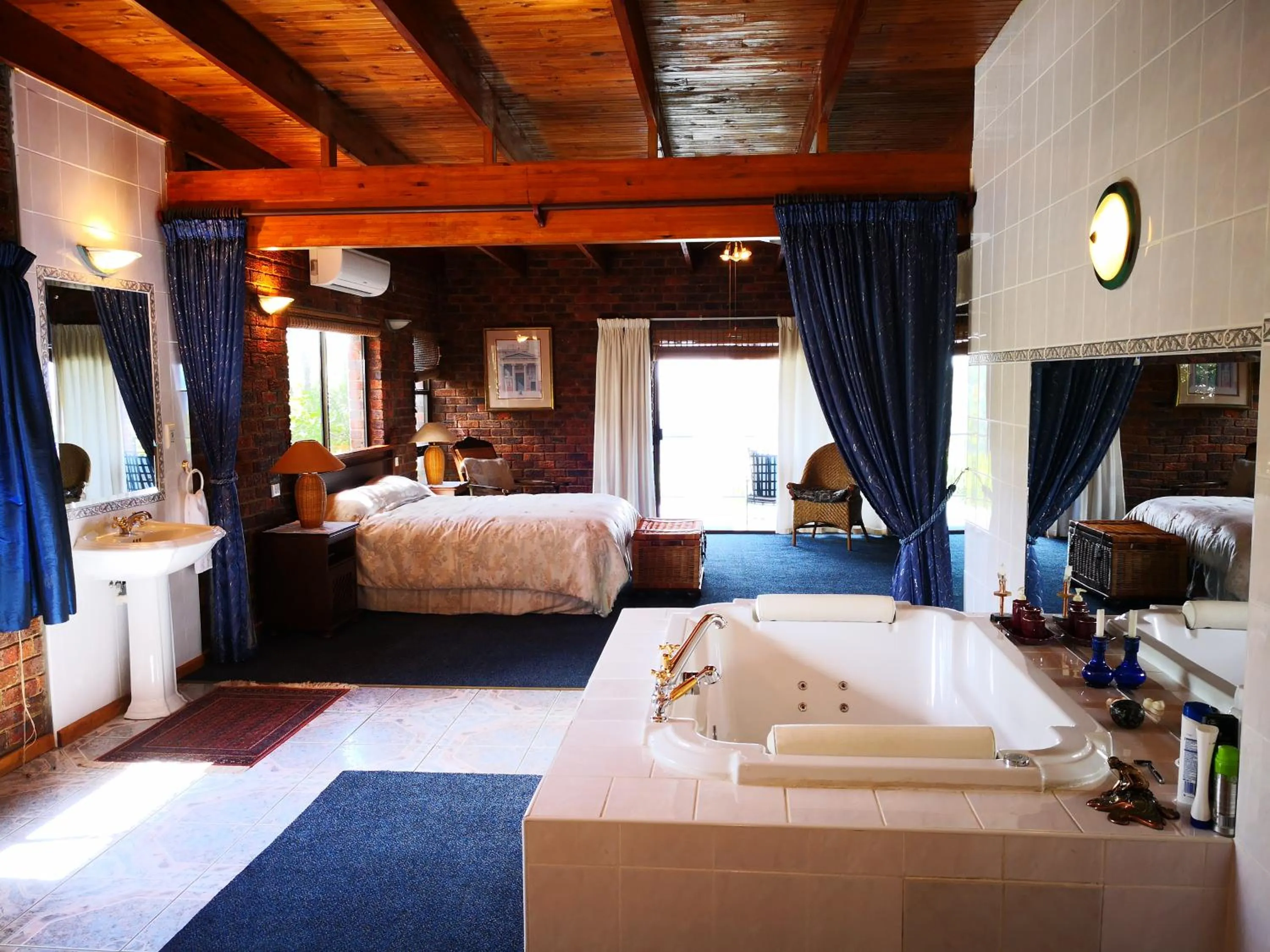 Bed in Tsitsikamma on Sea Resort