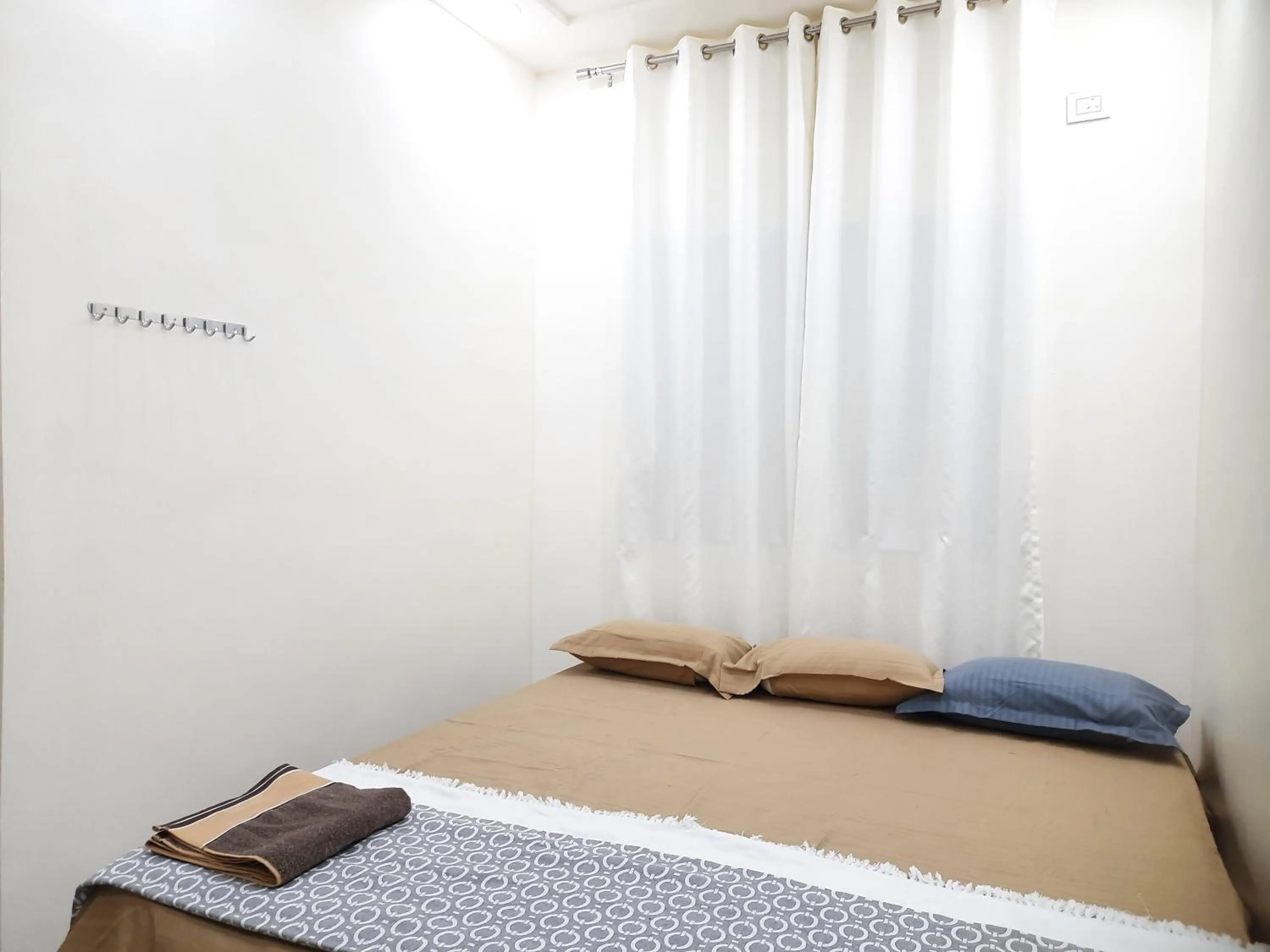 Bed in Shriguru Guest House Akkalkot