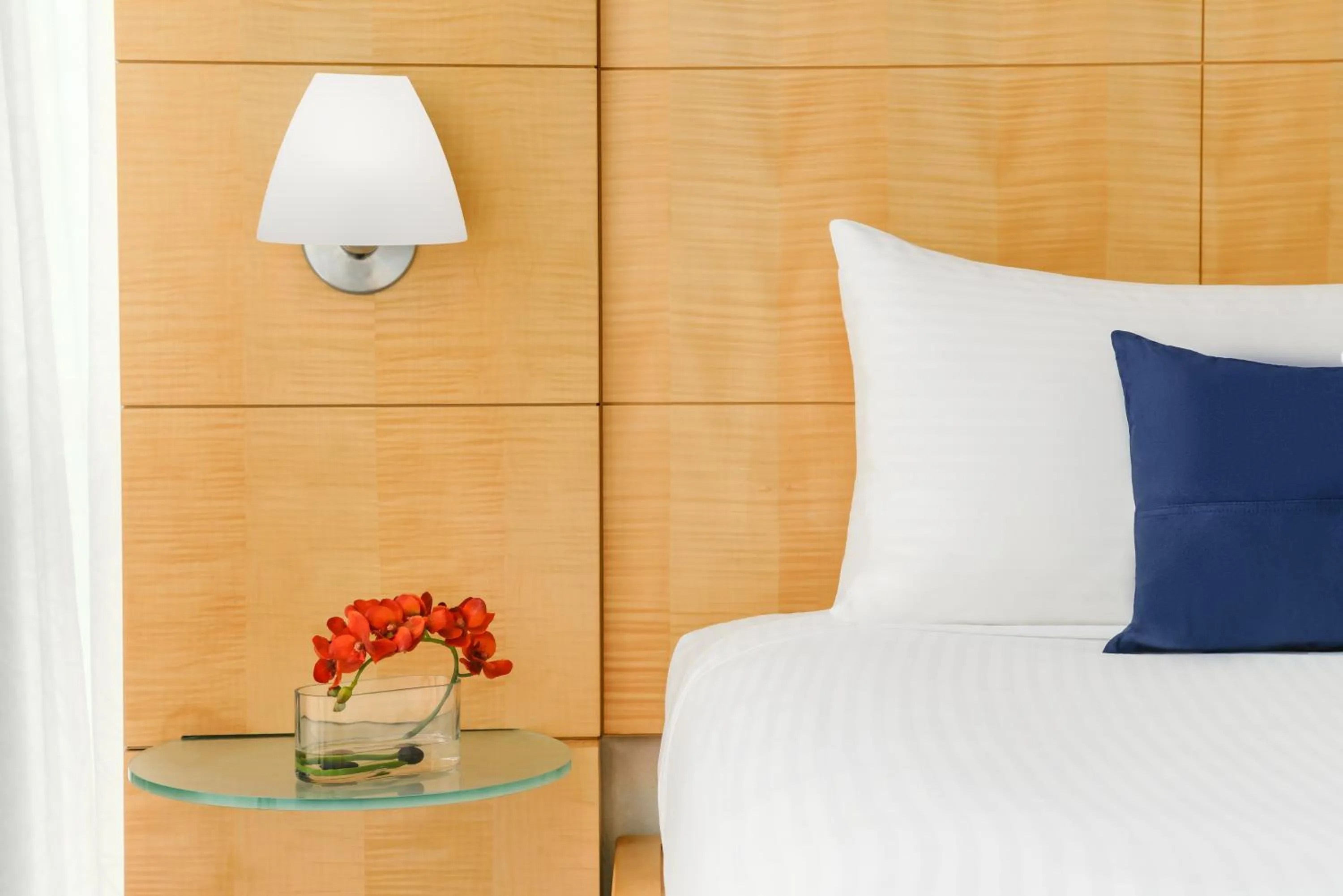 Bedroom, Bed in Millennium Premier Hotel New York Times Square