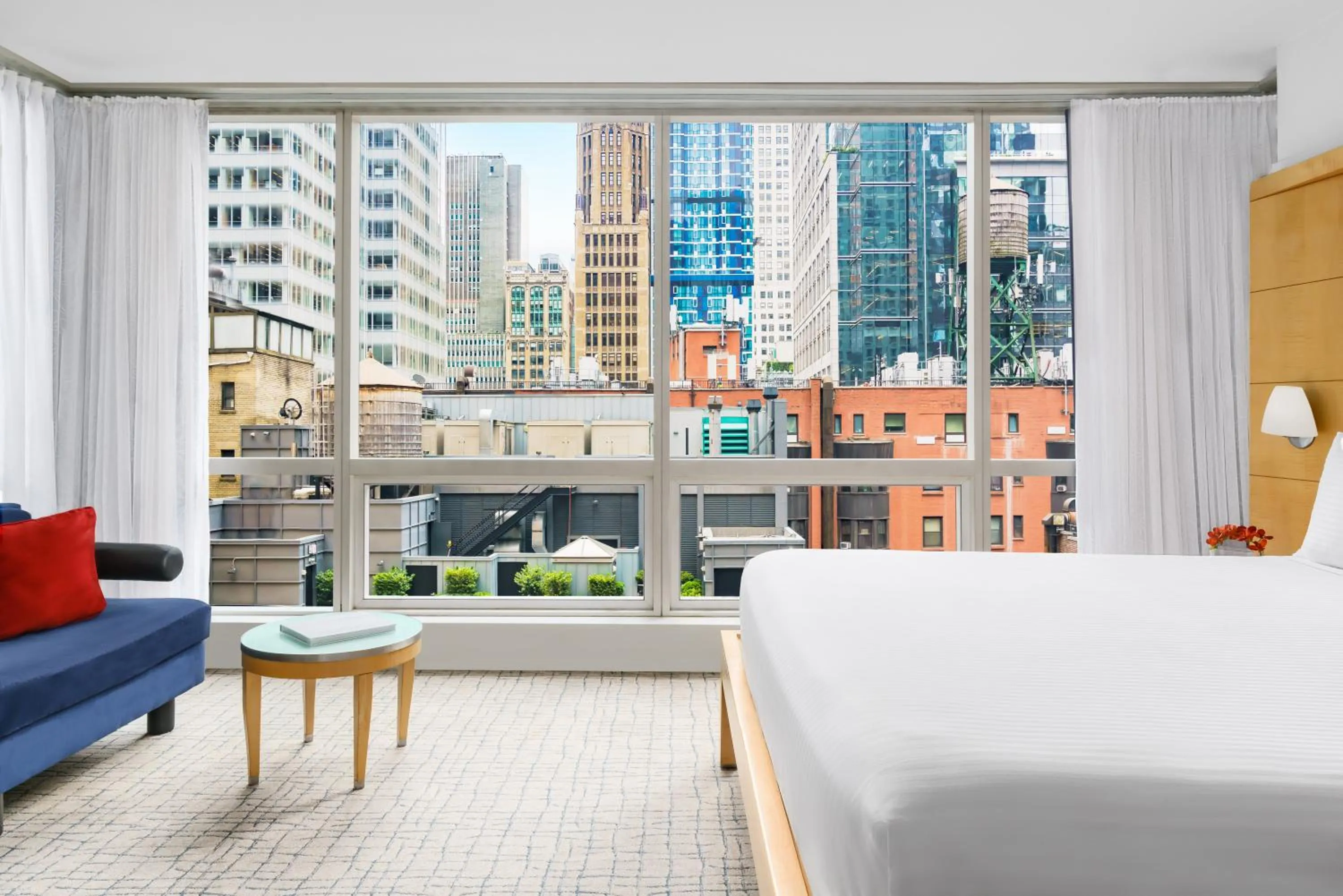 City view, Bed in Millennium Premier Hotel New York Times Square